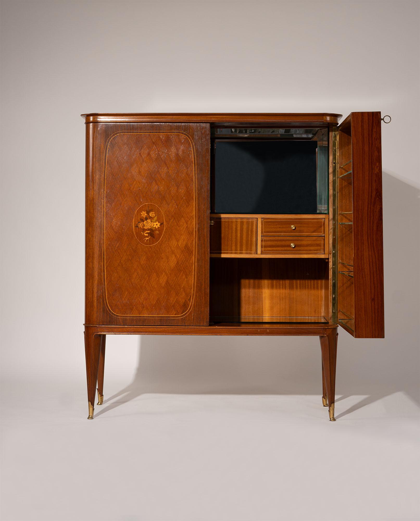Italian Bar cabinet, Italy 1950s For Sale