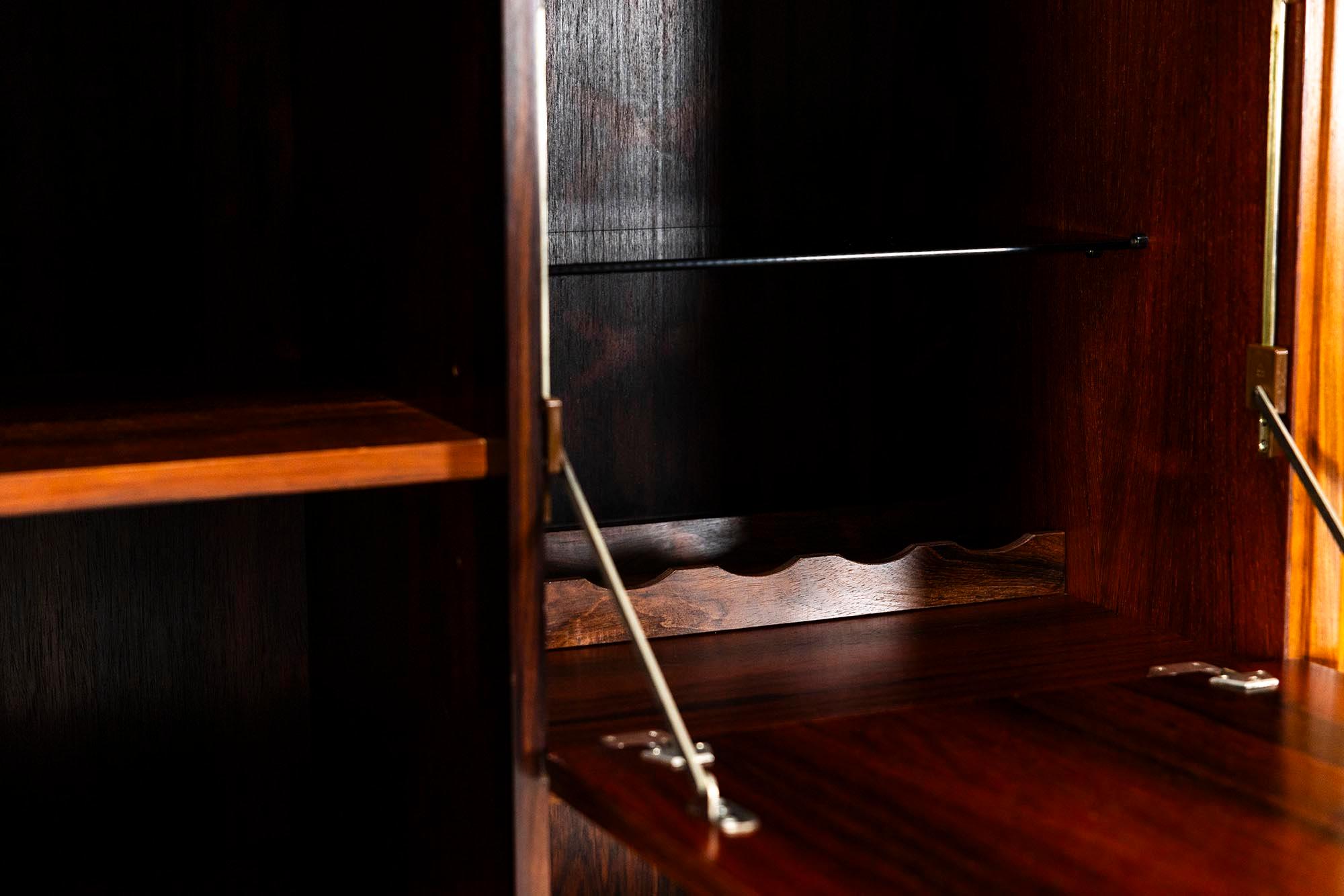 Bar Cabinet or Highboard in Rosewood by Topform, The Netherlands 1960s In Good Condition In Hellouw, NL