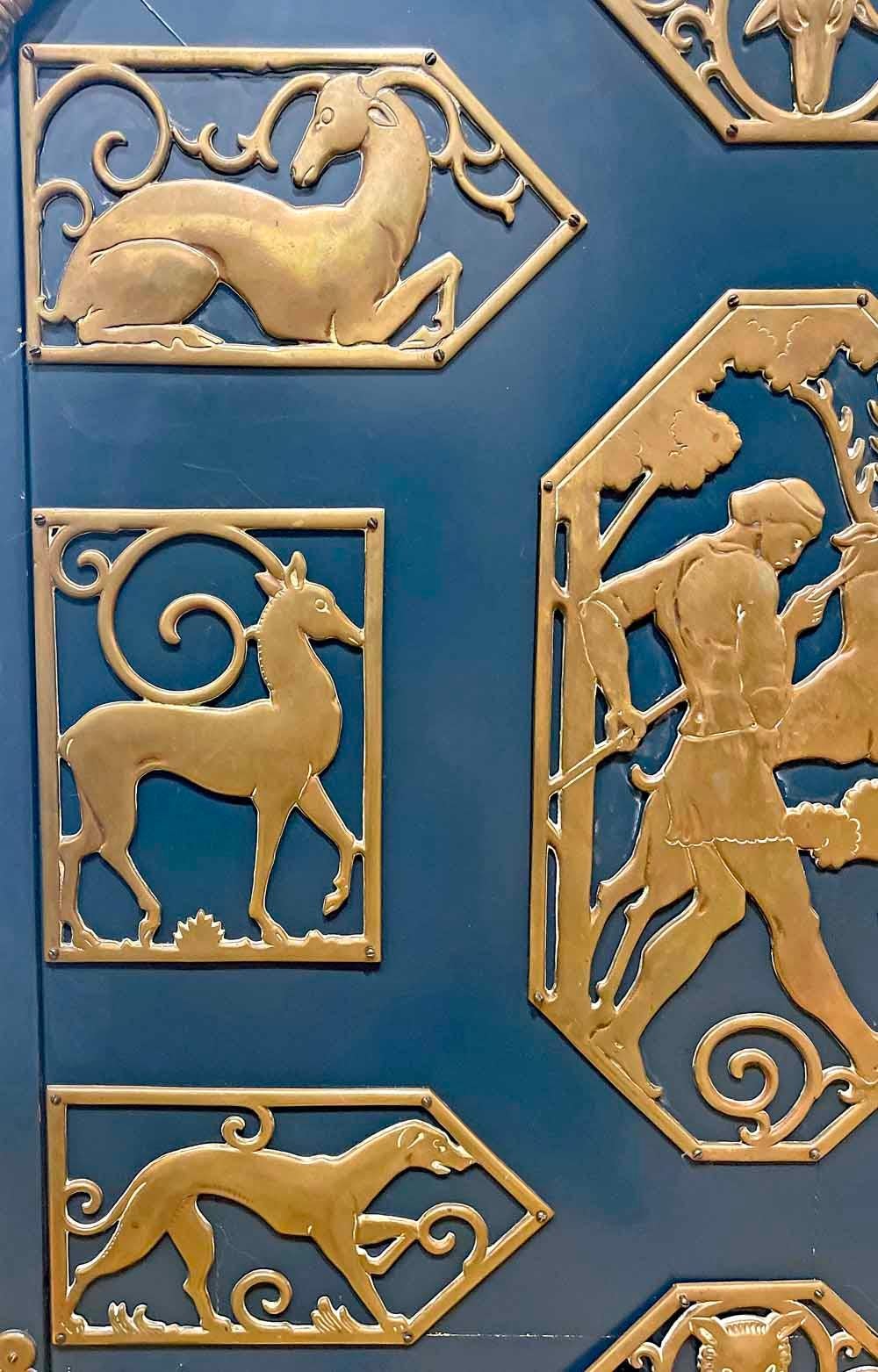 „Barschrank mit Waldmotiv“, Art-Déco-Meisterwerk mit Bronzebeschlägen, Oscar Bach im Angebot 6