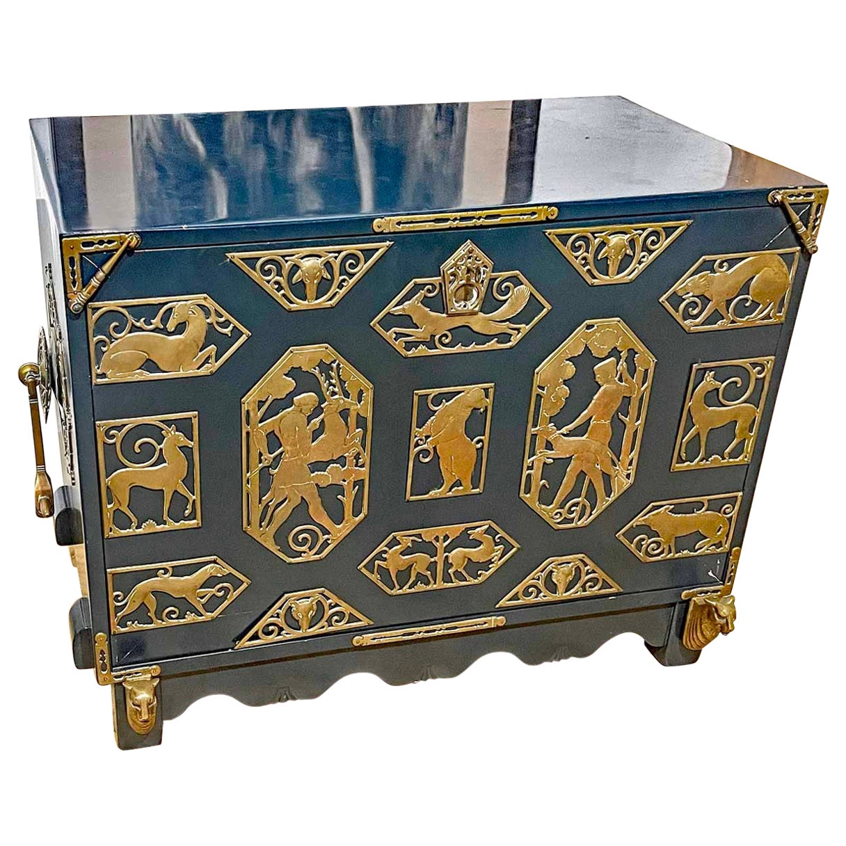 « Bar Cabinet w/ Forest Motif », chef-d'œuvre de l'Art Déco avec montures en bronze, Oscar Bach en vente
