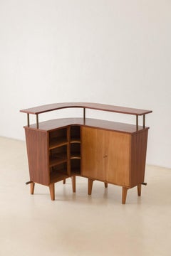 Mobiletto da bar con poggiapiedi di Carlo Hauner e Martin Eisler, 1955 circa, Forma S.A.