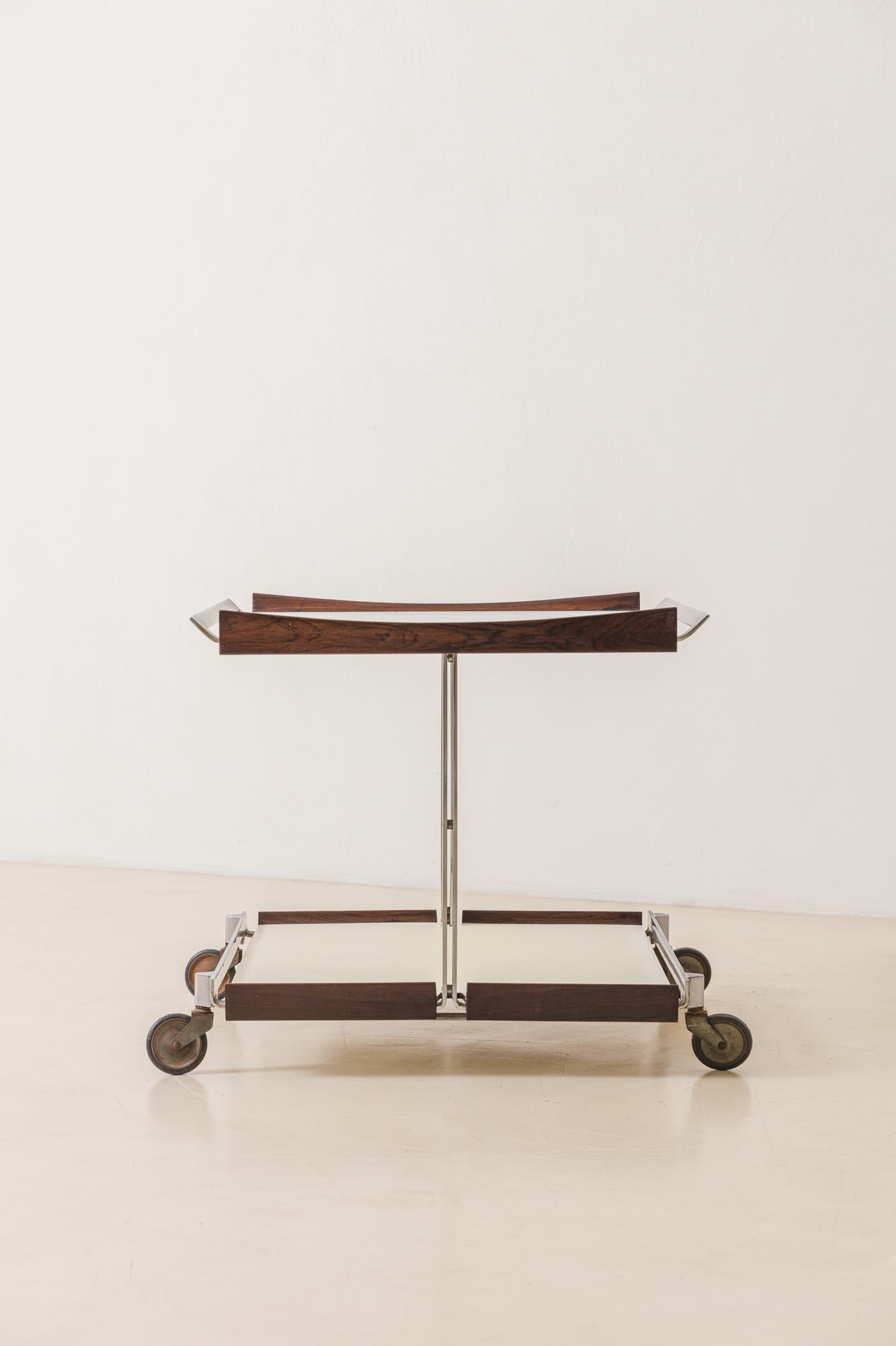 Milieu du XXe siècle Chariot de bar de Carlo Hauner et Martin Eisler, années 1950, Forma S.A., design brésilien en vente