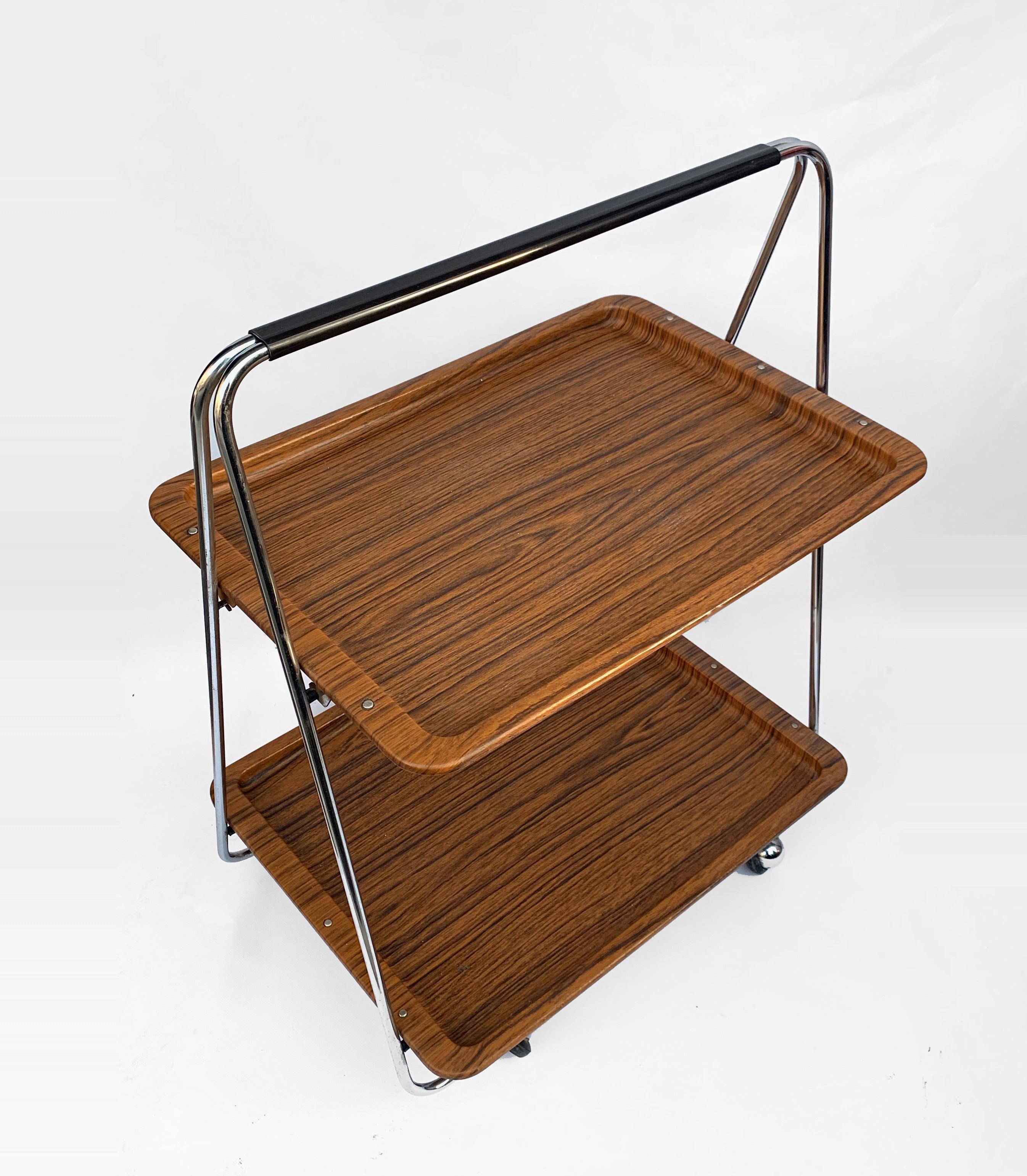 Mid-Century Modern Bar Cart Folding Plastic Faux Wood and Chrome Metal by Robex, Italy, 1970s For Sale