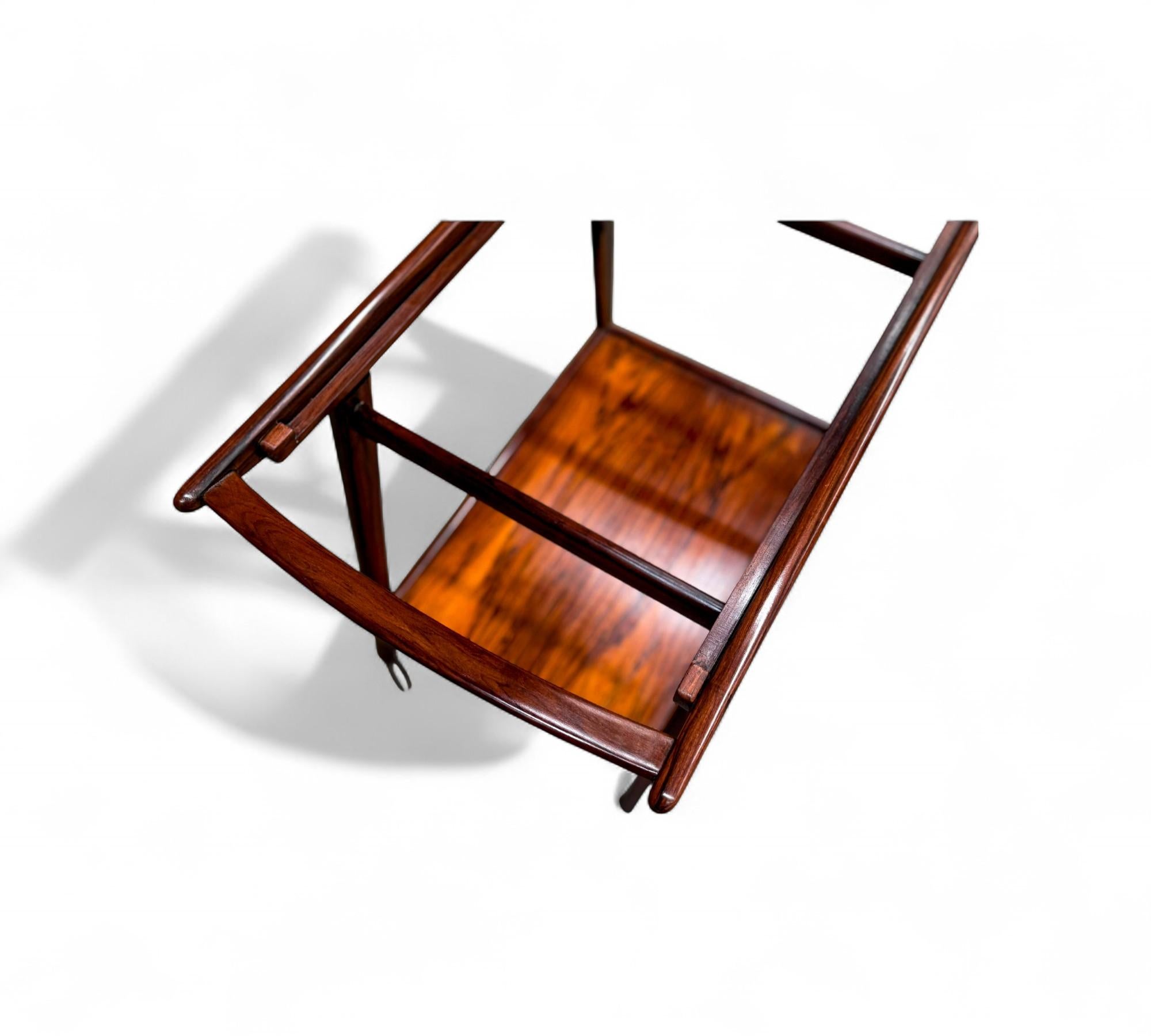 Bar Cart in Hardwood, Geraldo de Barros for Unilabor, 1950s For Sale 4