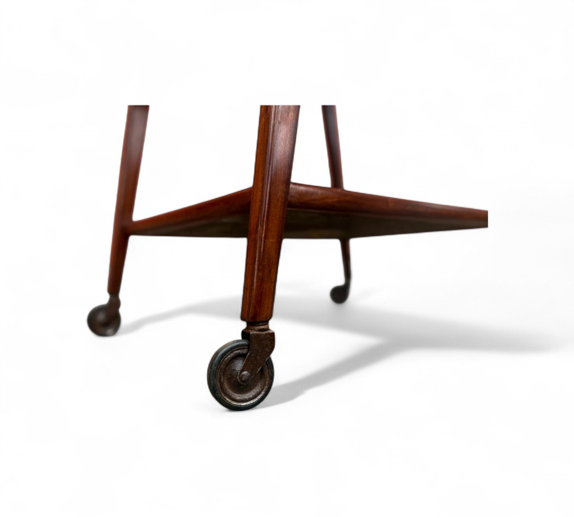Bar Cart in Hardwood, Geraldo de Barros for Unilabor, 1950s For Sale 8