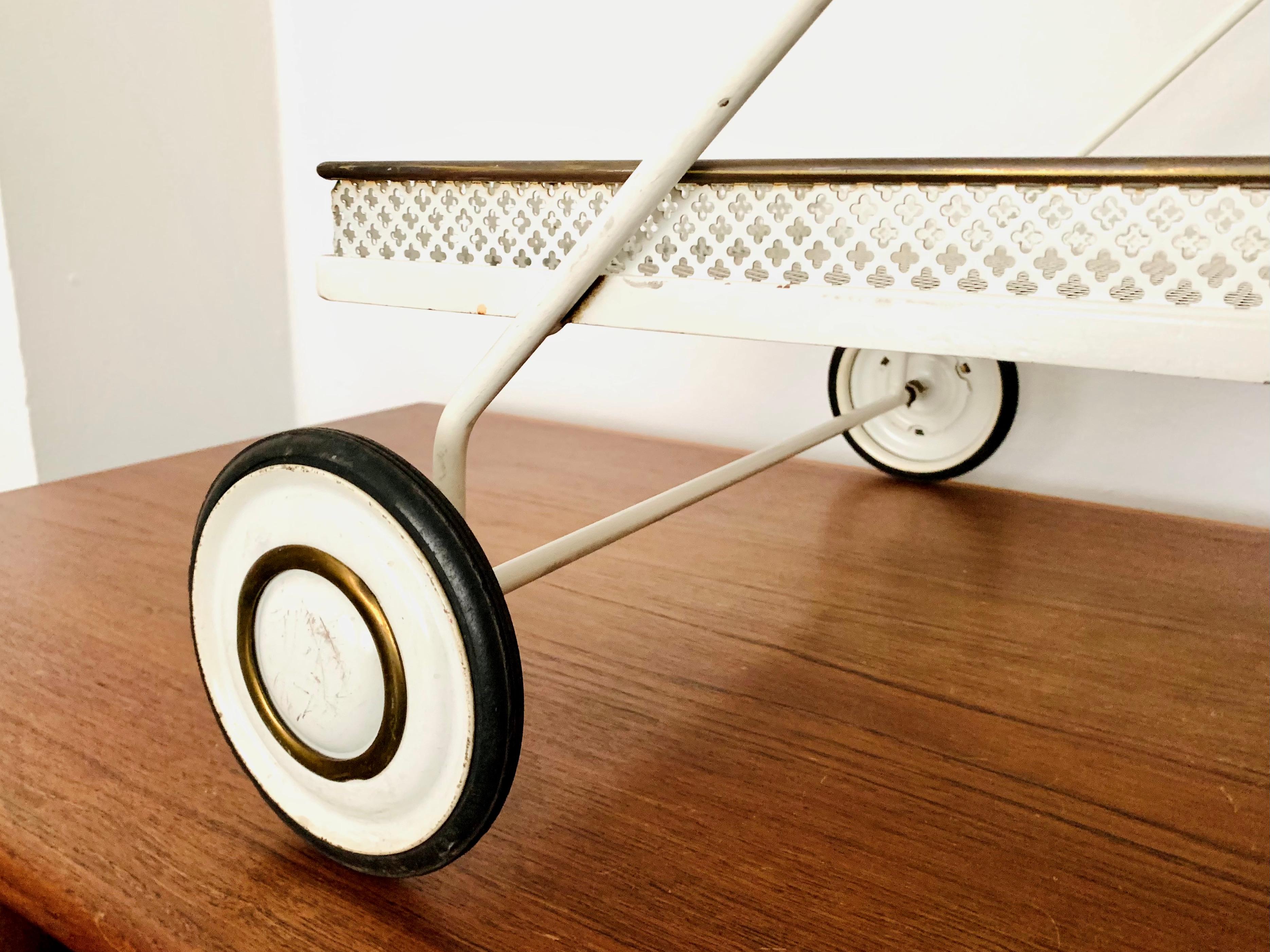 Chariot de bar ou de thé par Vereinigte Werkstätten München en vente 5