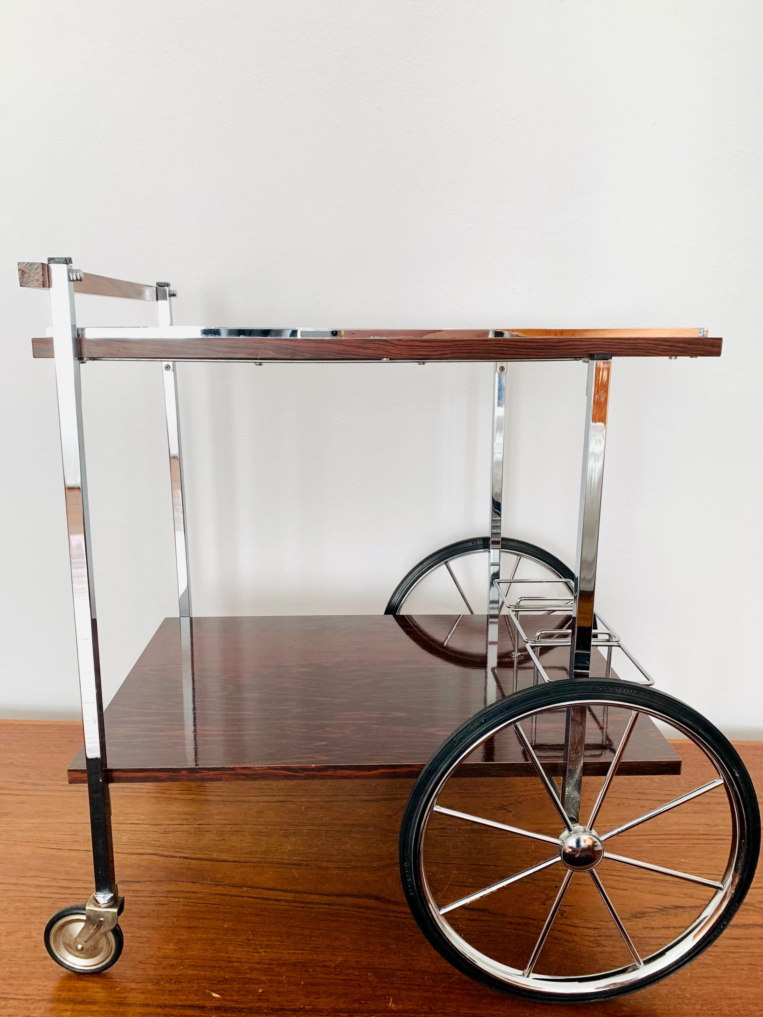 Mid-Century Modern Bar Cart or Tea Trolley For Sale