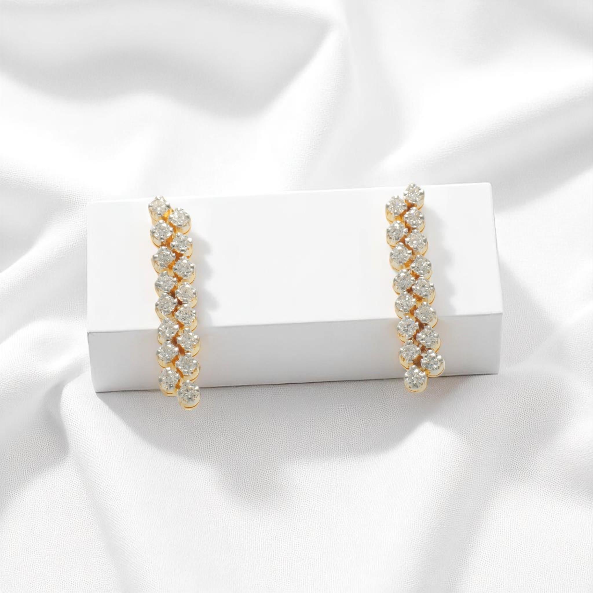Taglio rotondo Orecchini con diamante a barretta in oro massiccio 14K (certificati) in vendita