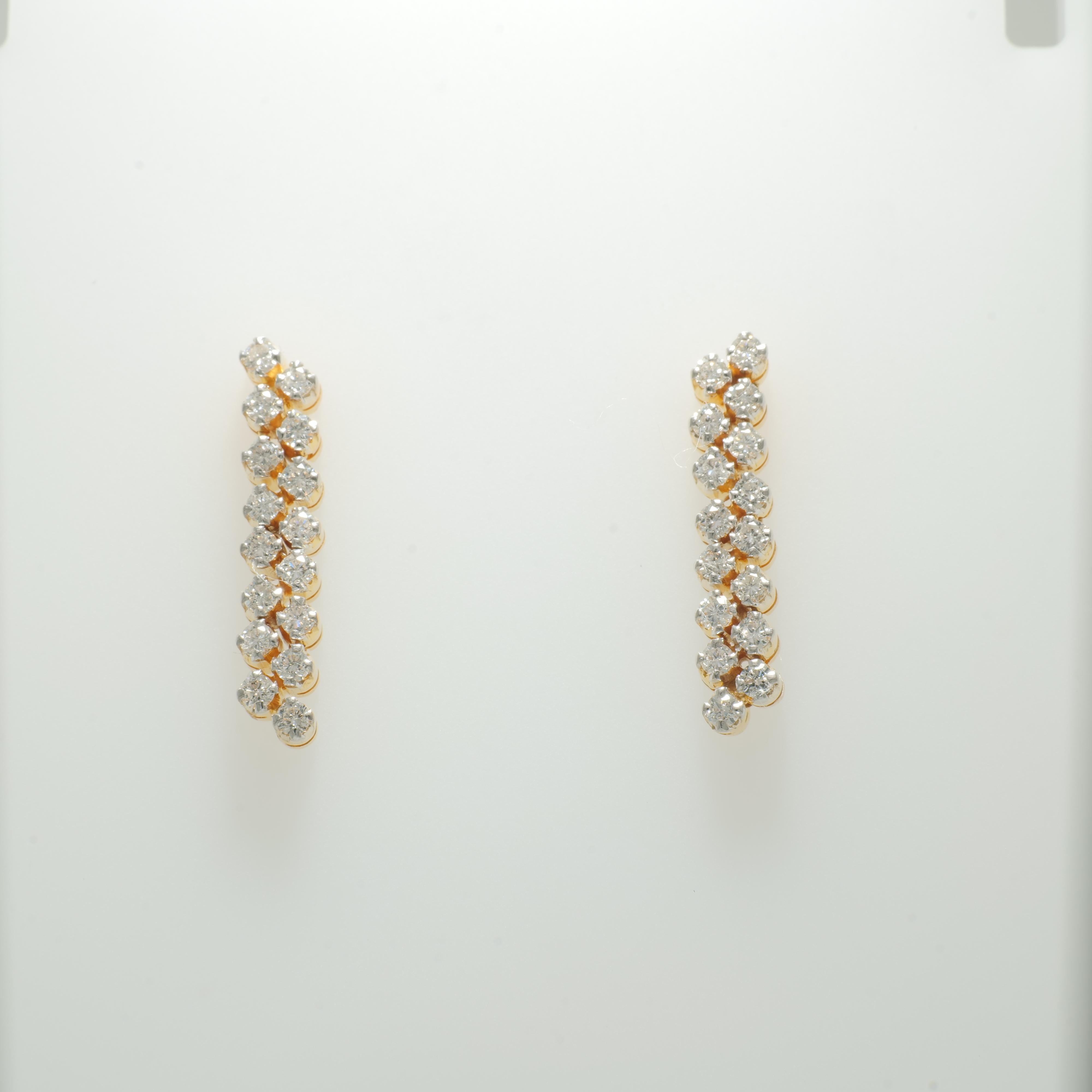 Pendientes de oro macizo de 14 quilates con diamantes en forma de barra (certificados) en venta 1