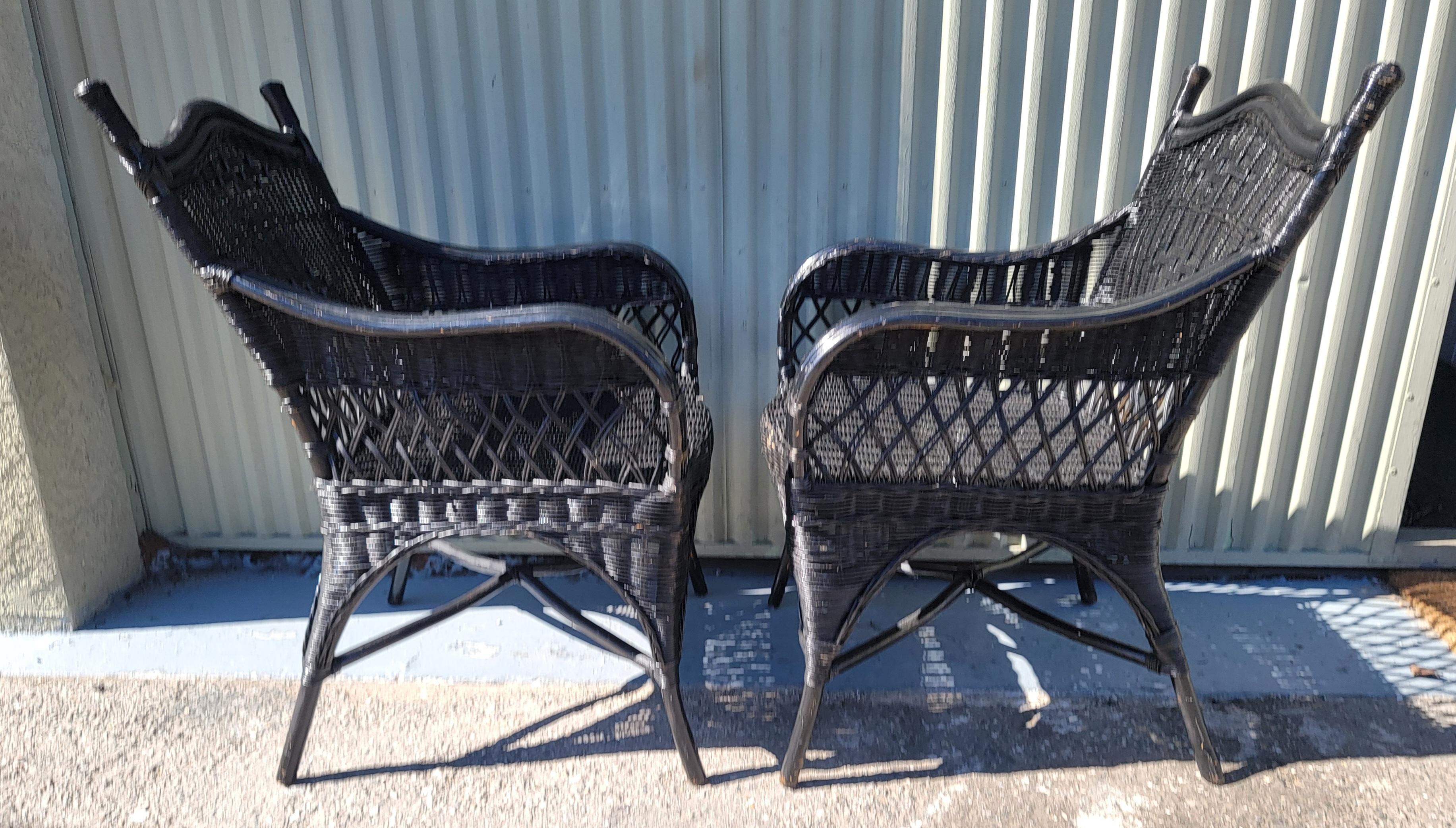 American Bar Harbor Style Wicker Chairs -Pair For Sale