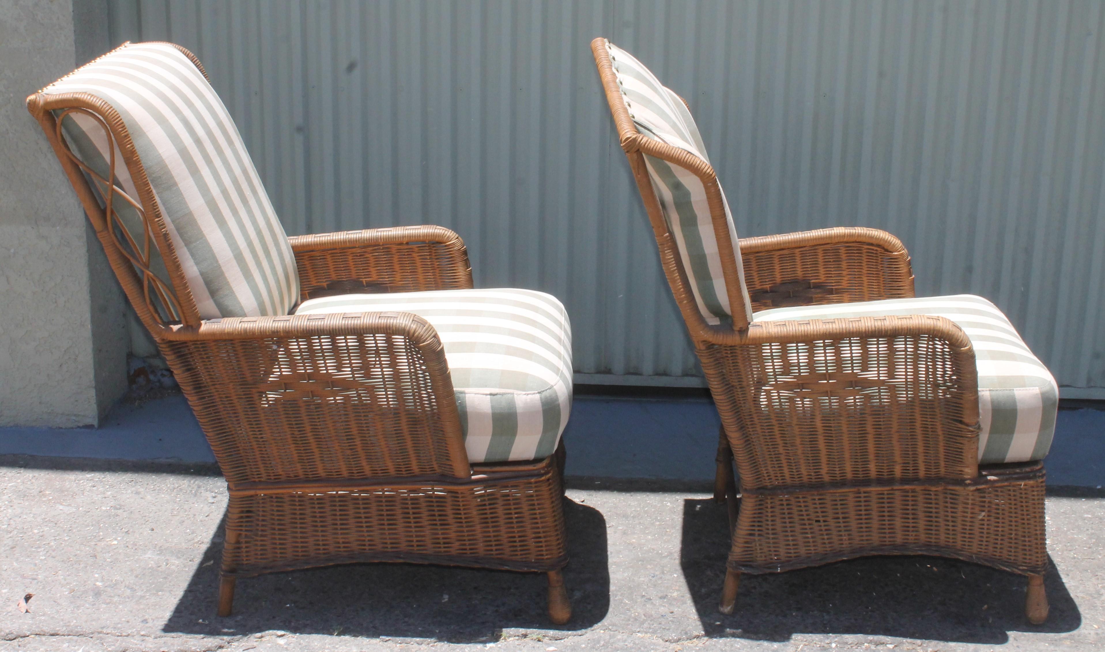 Amazing untouched surface all original painted frame. Newly upholstered with green and beige outdoor stain resistant fabric. The condition is very strong, heavy and sturdy. Fantastic pair of matching chairs.
Measures: 24 W x 25 D x 38 H spade