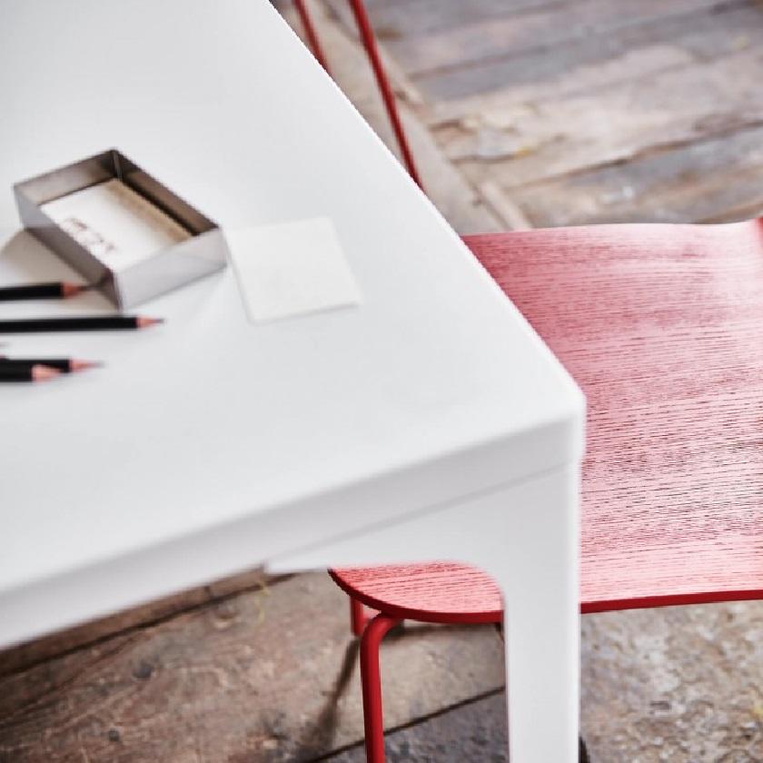 Bar-Height Multi-Purpose Table with White Lacquered Metal Structure For Sale 3