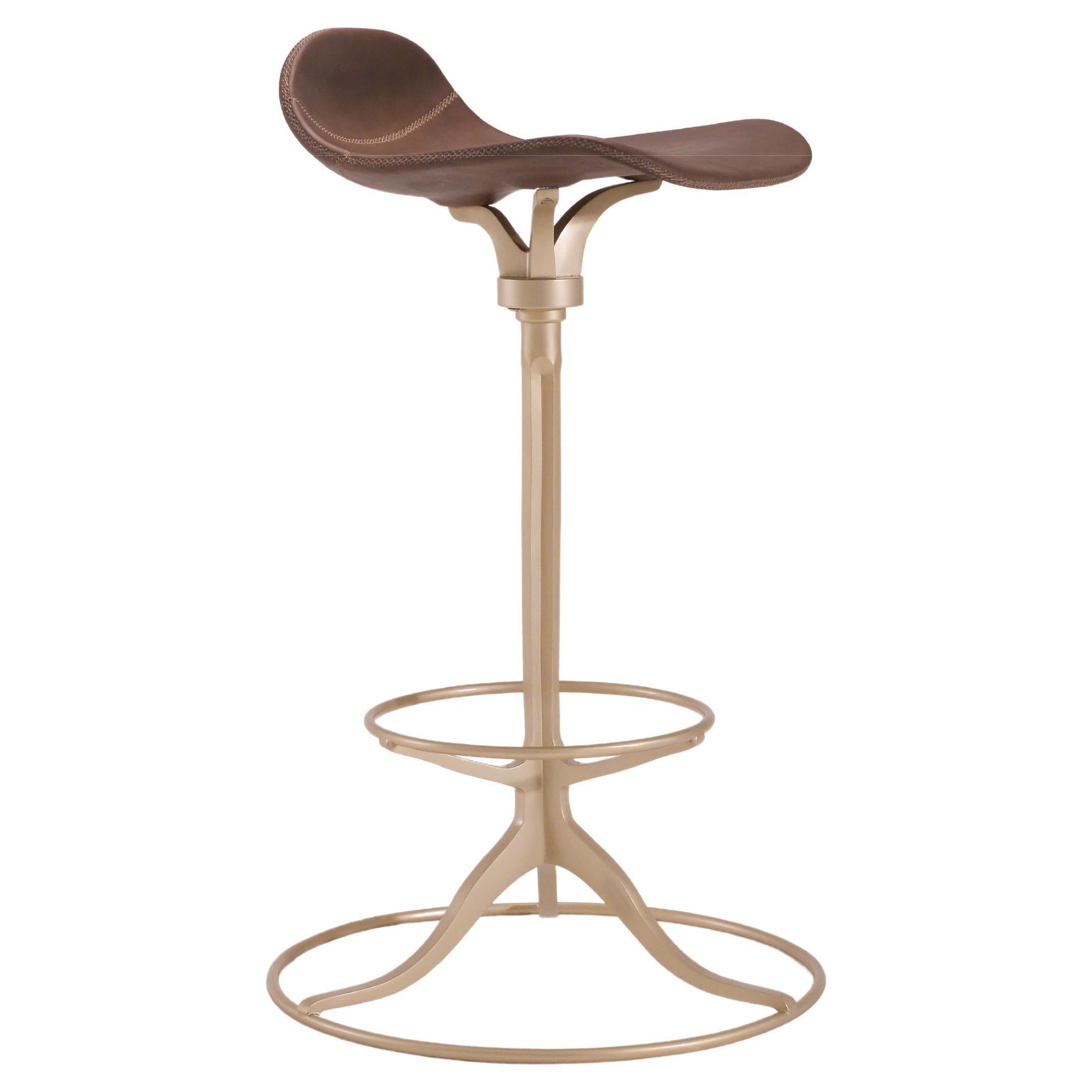 Bar height stools + Swivel + Two Rings in Marron Glacé (LB) 

Model: PT452_BS1_LB
Seat: Leather
Seat color: Marron Glacé (Light brown)
Base: Sand cast brass base (Leather Wrapped Bottom Ring)
Base finish: Golden sand
Dimensions: 55 x 55 x 95 cm