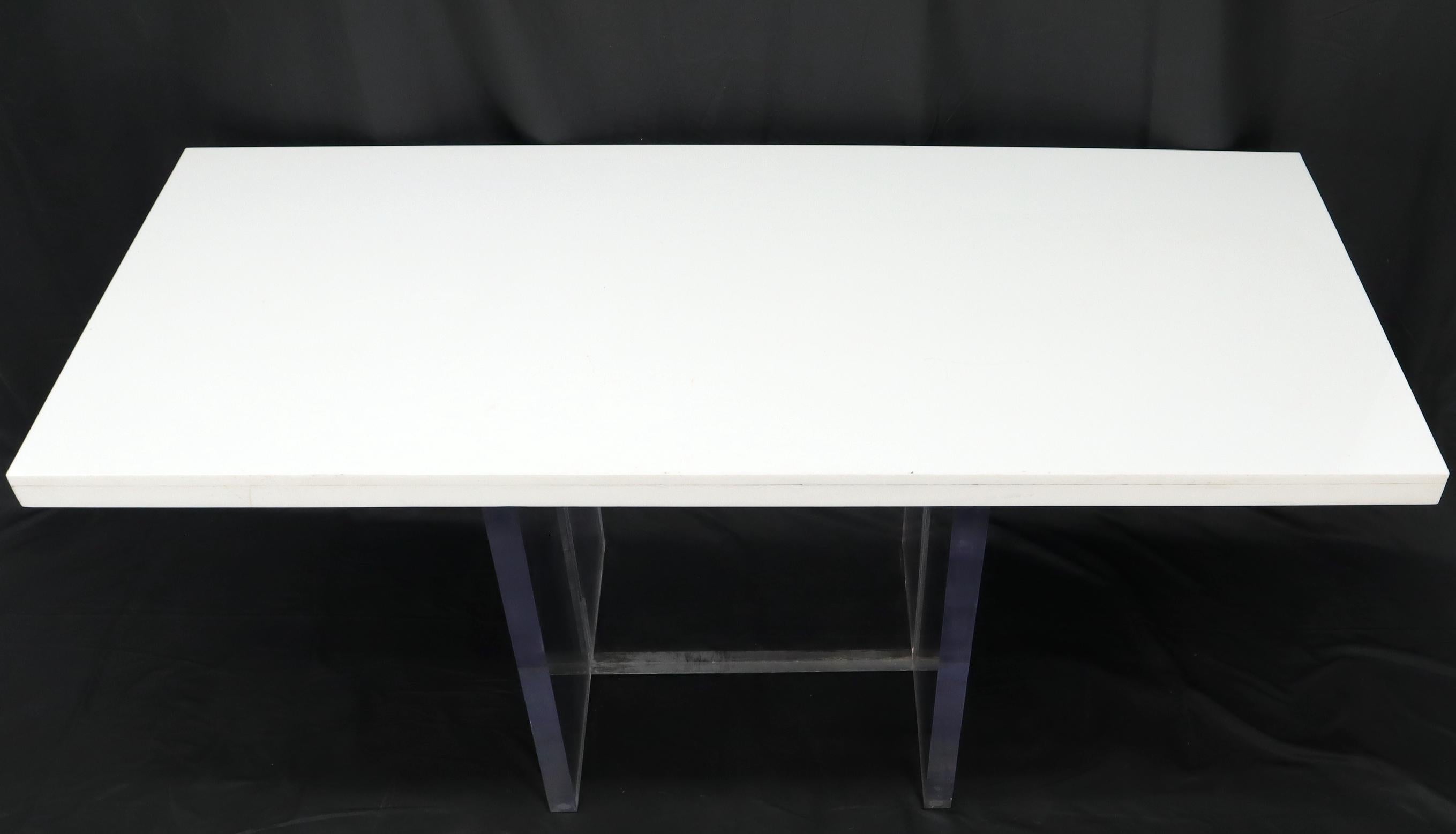 counter height quartz table