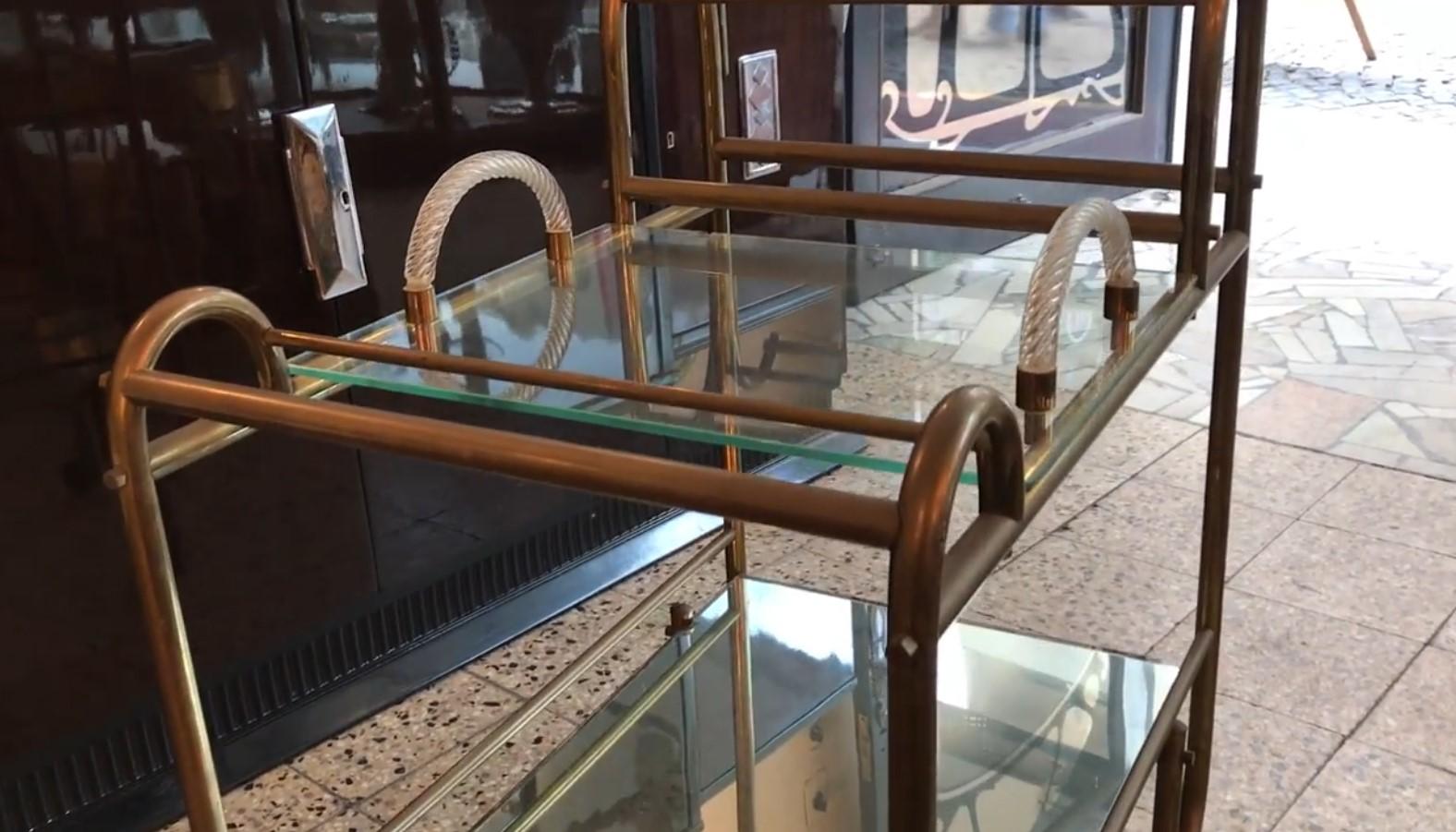 Bar en bronze, Murano, miroir et verre style Art déco, France en vente 2