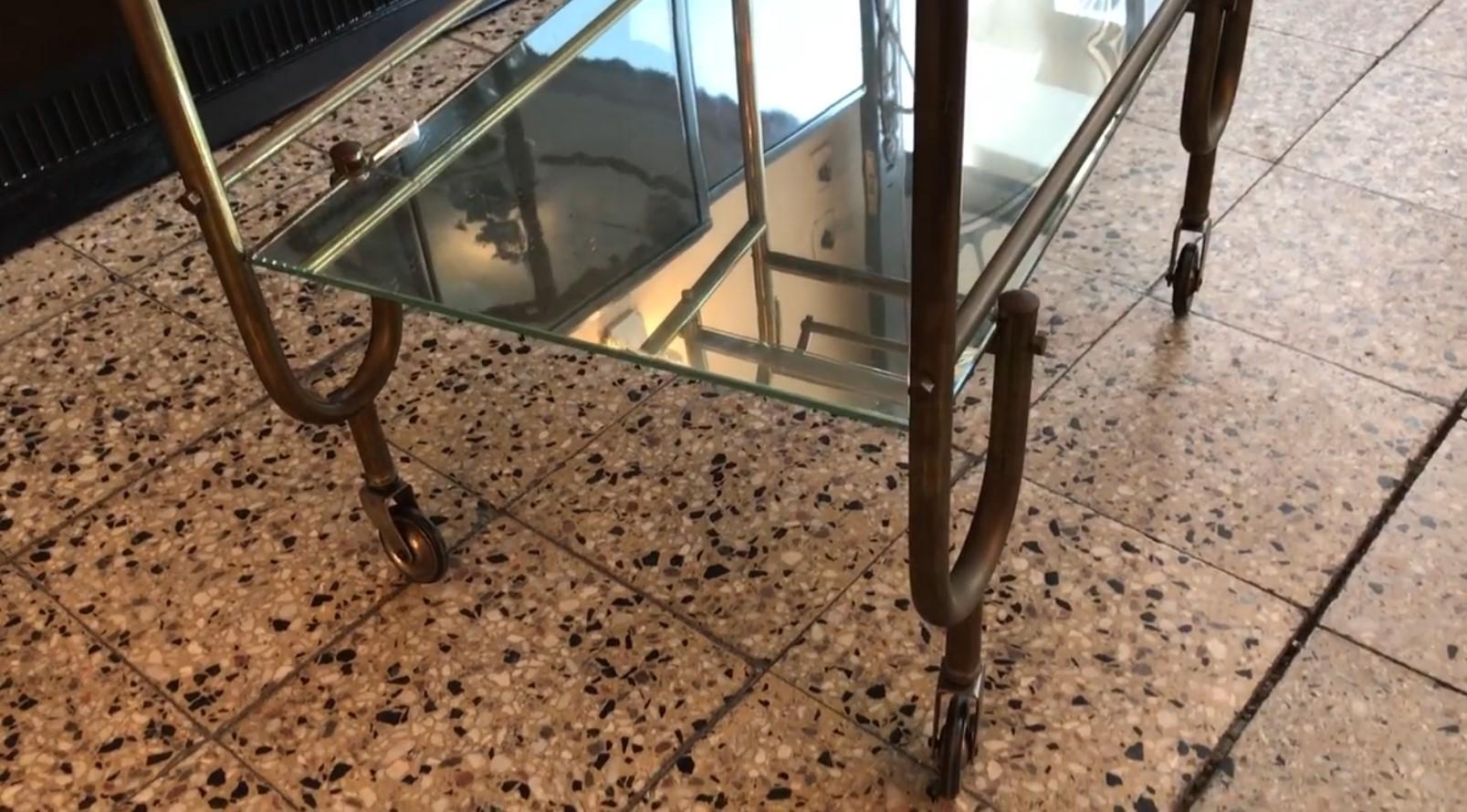 Bar en bronze, Murano, miroir et verre style Art déco, France en vente 3
