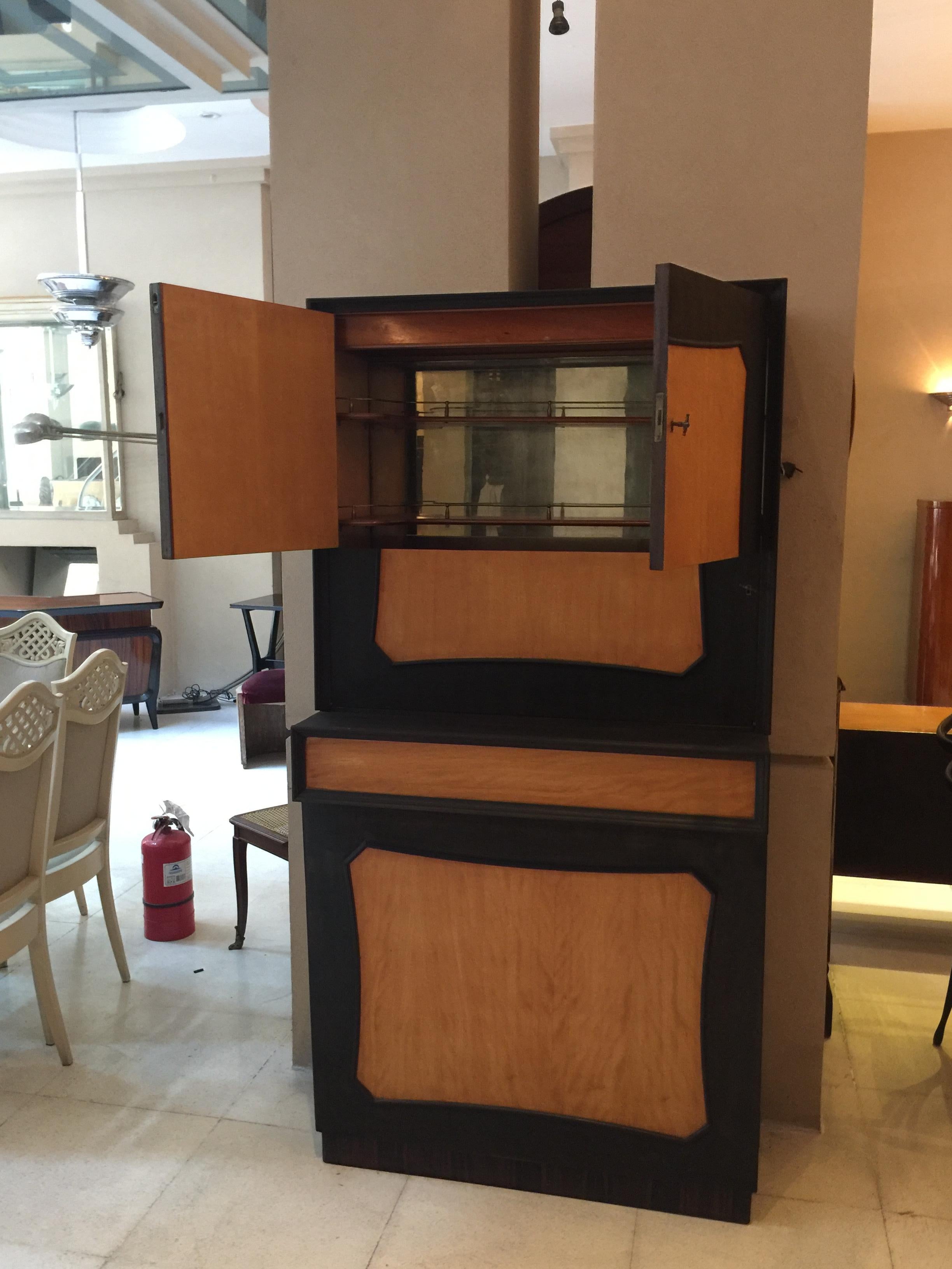 Bar in Wood, Style, Art Deco, France, 1930 In Good Condition For Sale In Ciudad Autónoma Buenos Aires, C