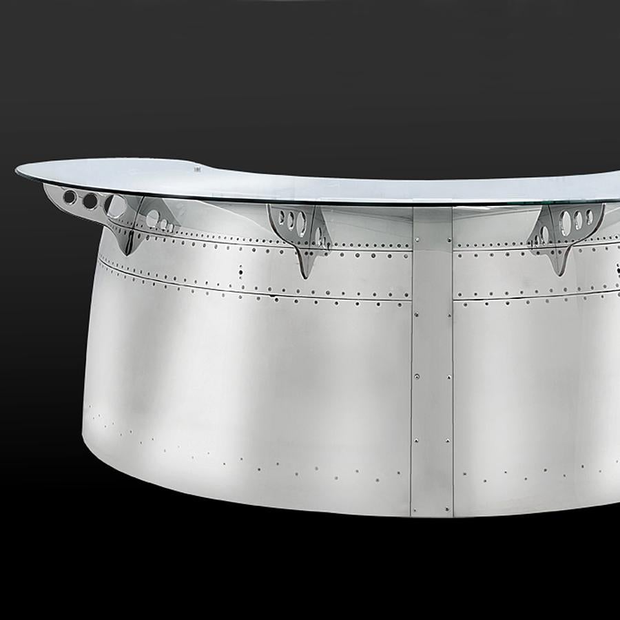 Boeing 747 Bar aus einem halben Teil einer Boeing 747 Air-Einladung (21. Jahrhundert und zeitgenössisch) im Angebot