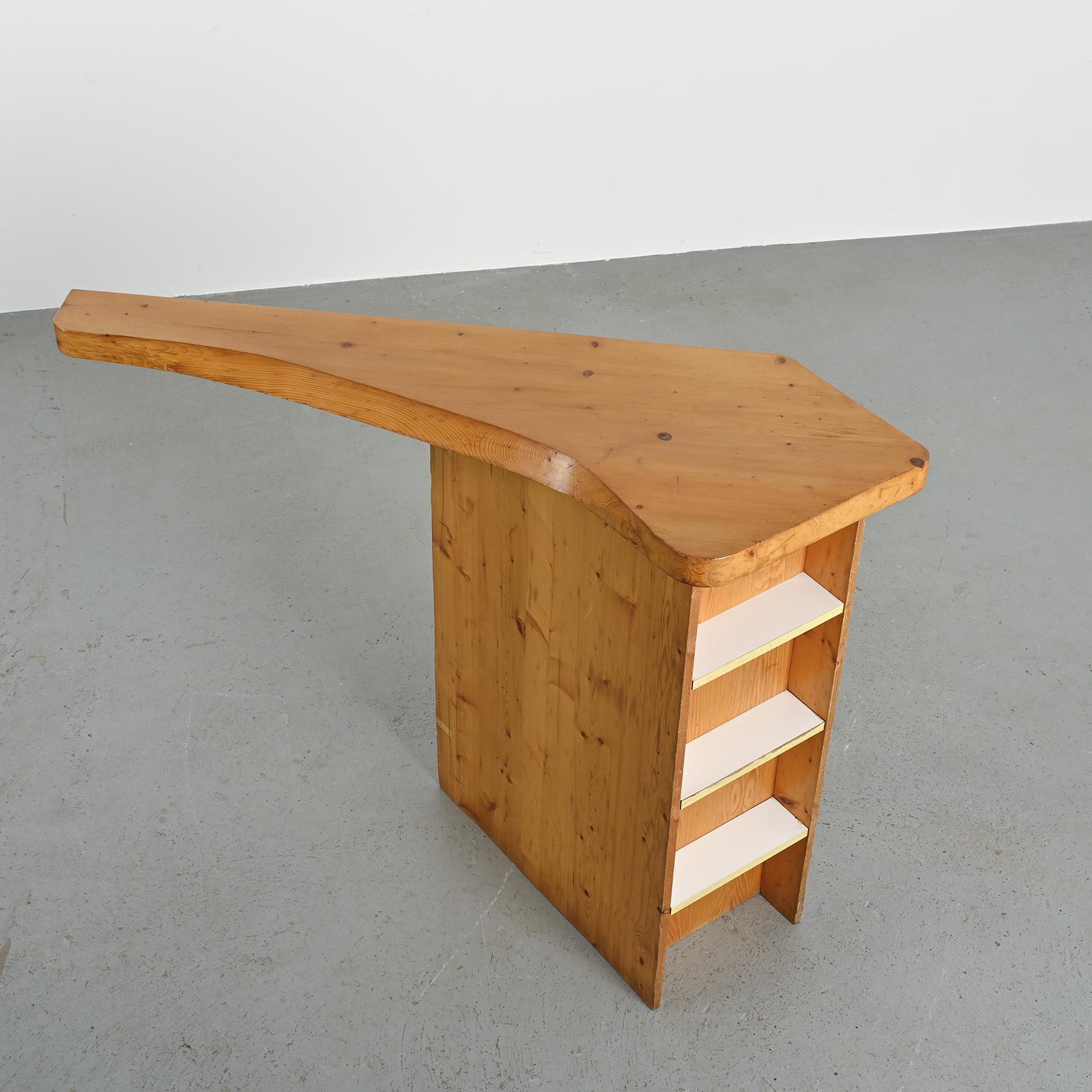 Bar par Charlotte Perriand, Résidence Aiguille Rouge, Arc 2000, circa 1979 For Sale 5