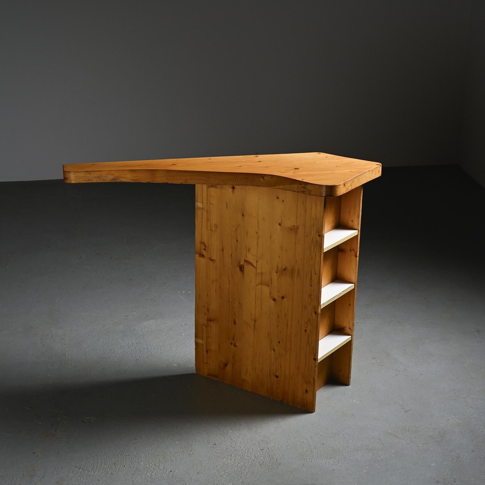 Solid pine bar, Charlotte Perriand, Résidence Aiguille Rouge, Arc 2000, circa 1979

Bar designed by Charlotte Perriand for the Résidence Aiguille Rouge, built and furnished at Arc 2000 in the French Alps in 1979. Originally placed in front of the
