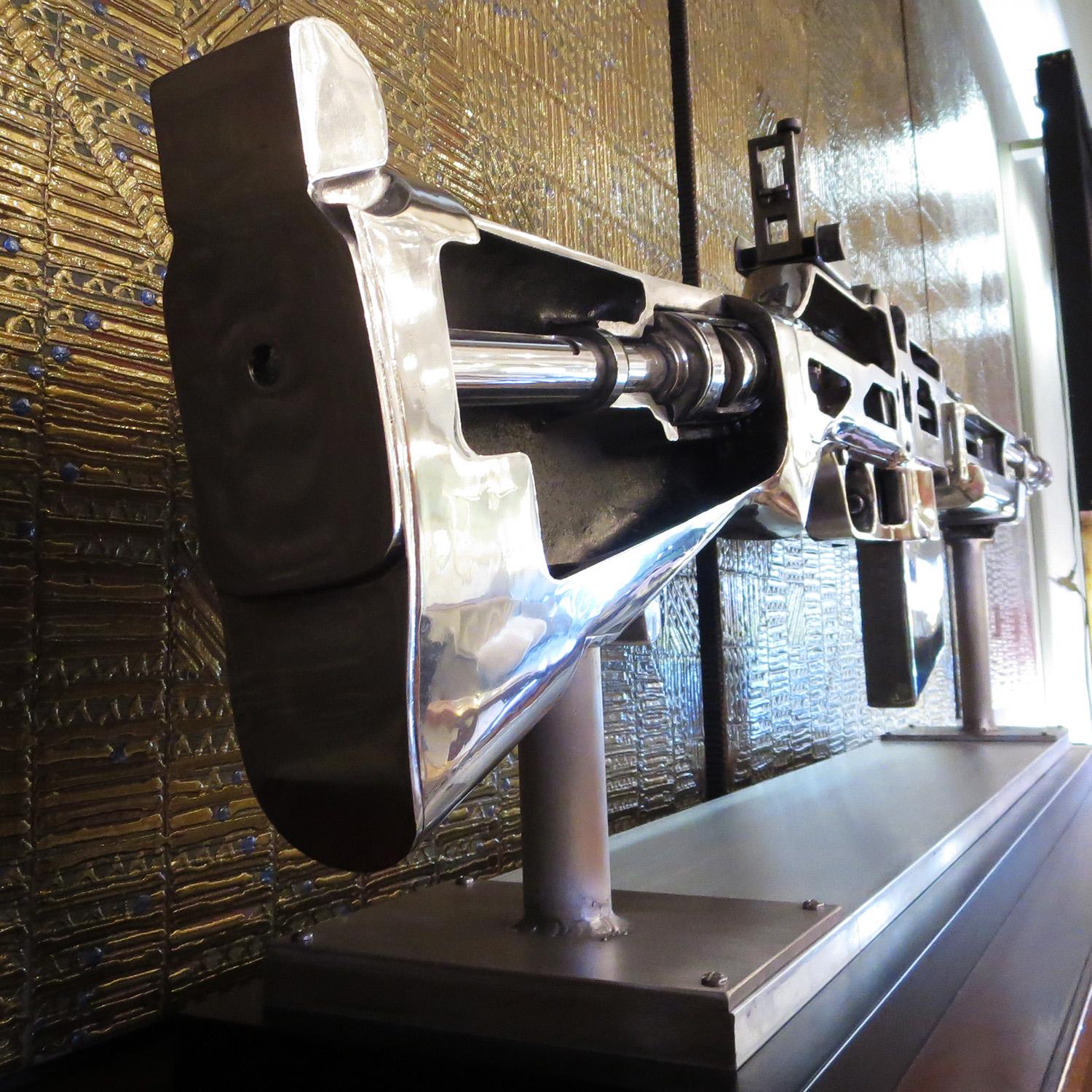 Bar Rifle Oversized Training Display Model 1