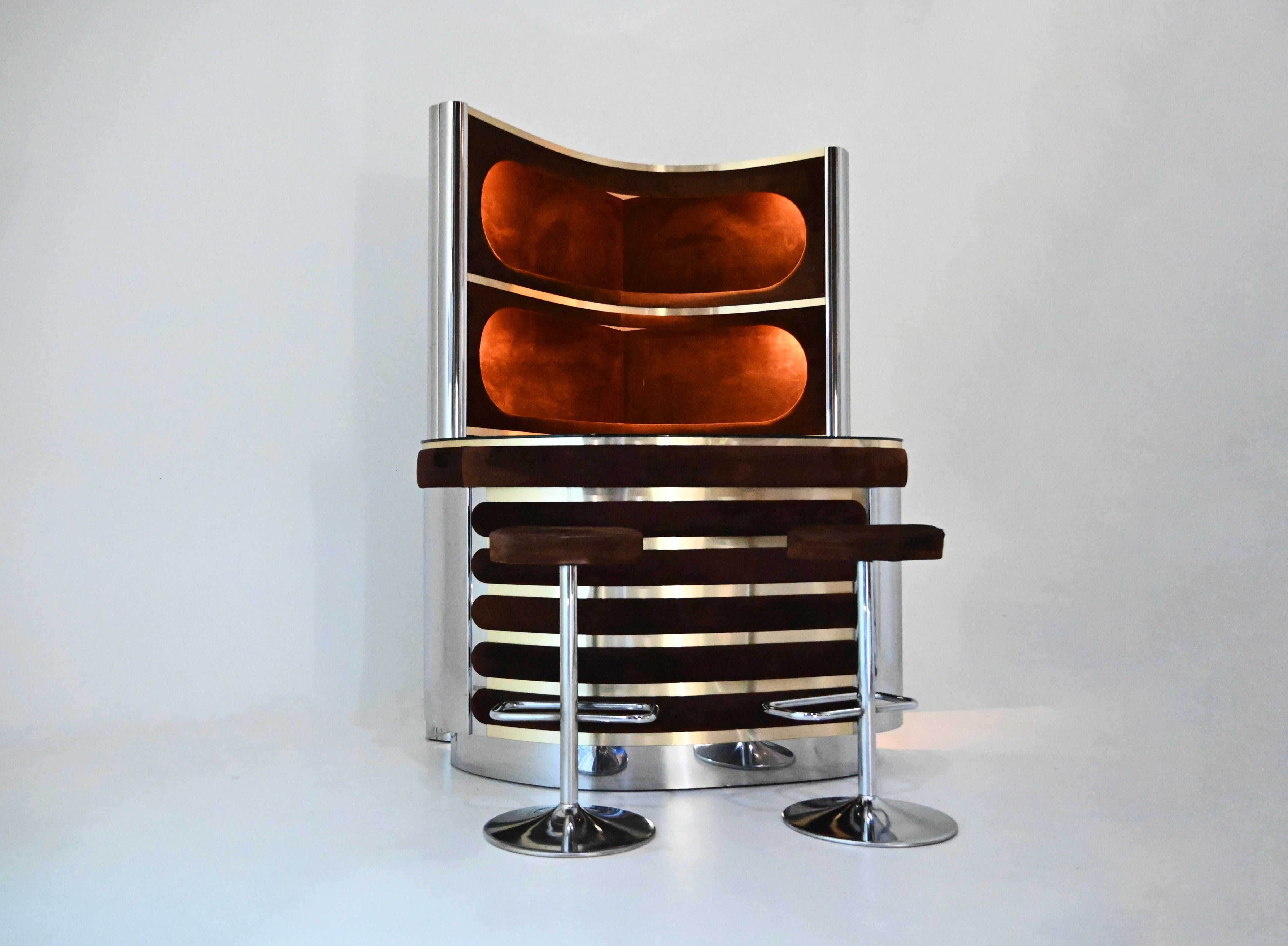Métal Ensemble de bar avec 2 tabourets attribué à Willy Rizzo, 1970 en vente