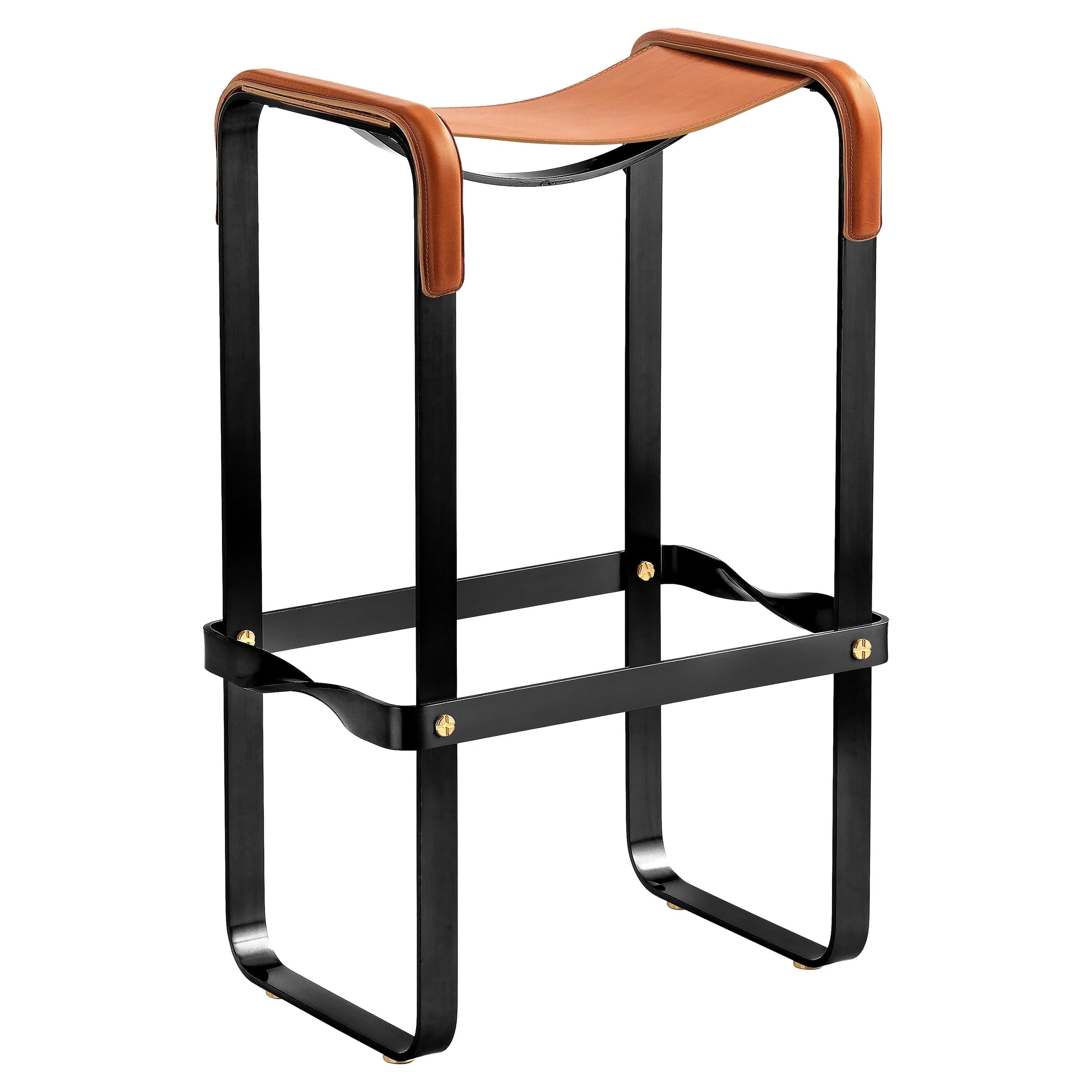 Tabouret de bar contemporain Métal fumé noir et cuir tabac naturel