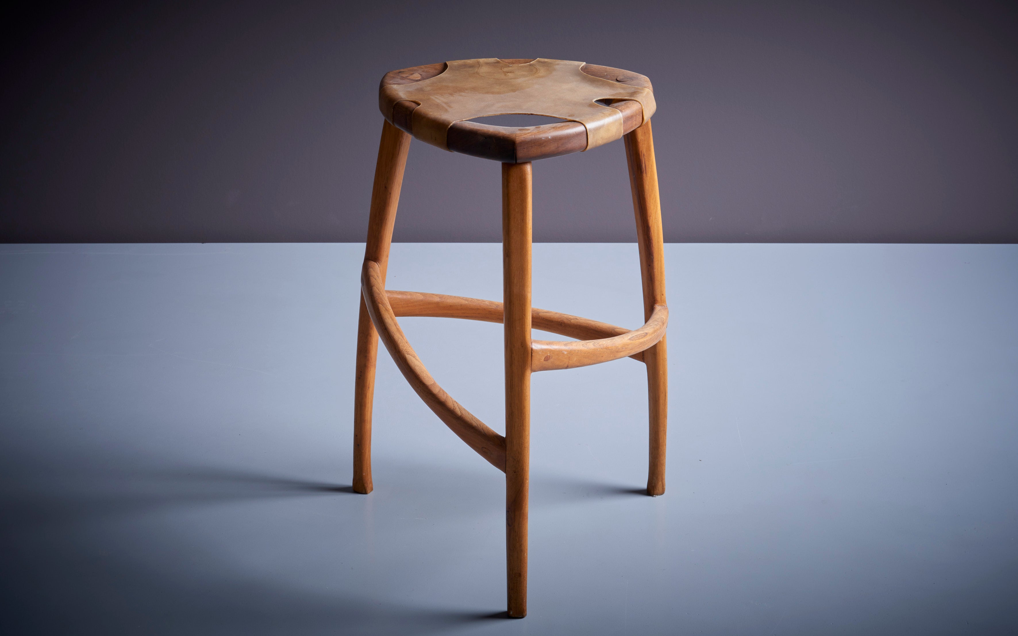 Bar stool in Rawhide by Arthur Espenet Carpenter, 1960s. Arthur Espenet Carpenter (1920-2006) was an American furniture designer and craftsman. He was born in San Francisco, California and studied art and design at the California School of Fine Arts