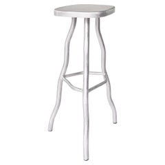 Sgabello da bar' di Joseph Ellwood per Six Dot Design/One
