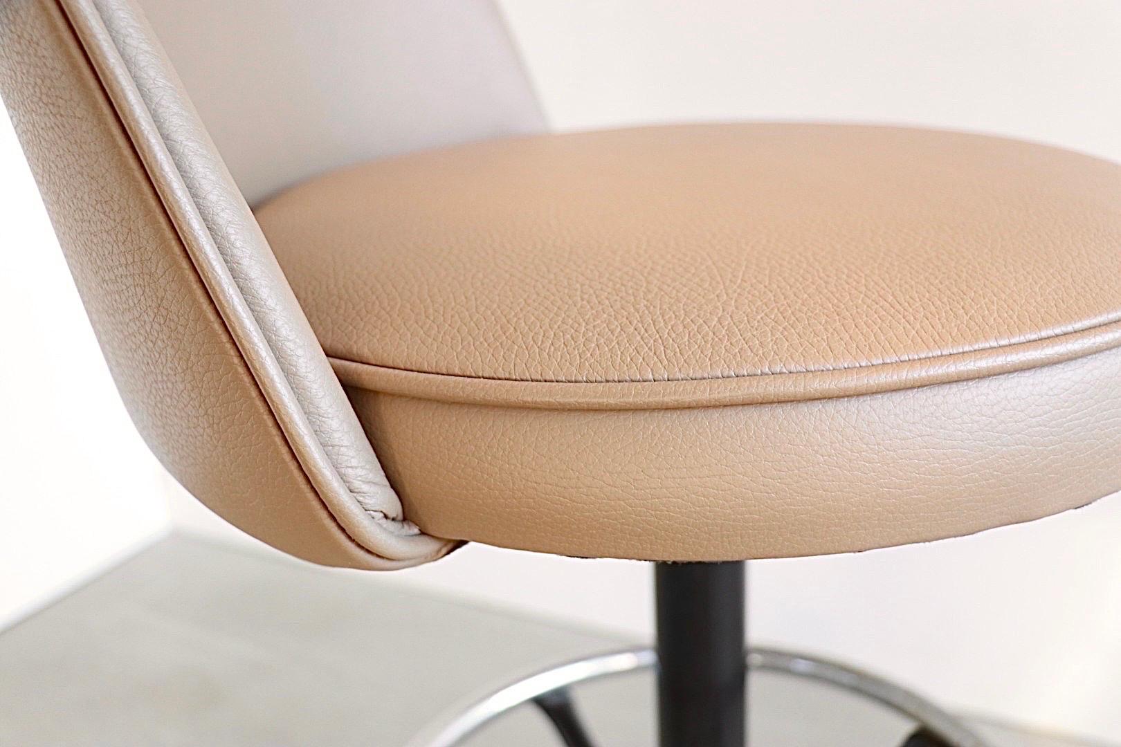 Metal Bar Stool in Beige Leather by the Admiral Chrome Corp. USA, 1960s For Sale