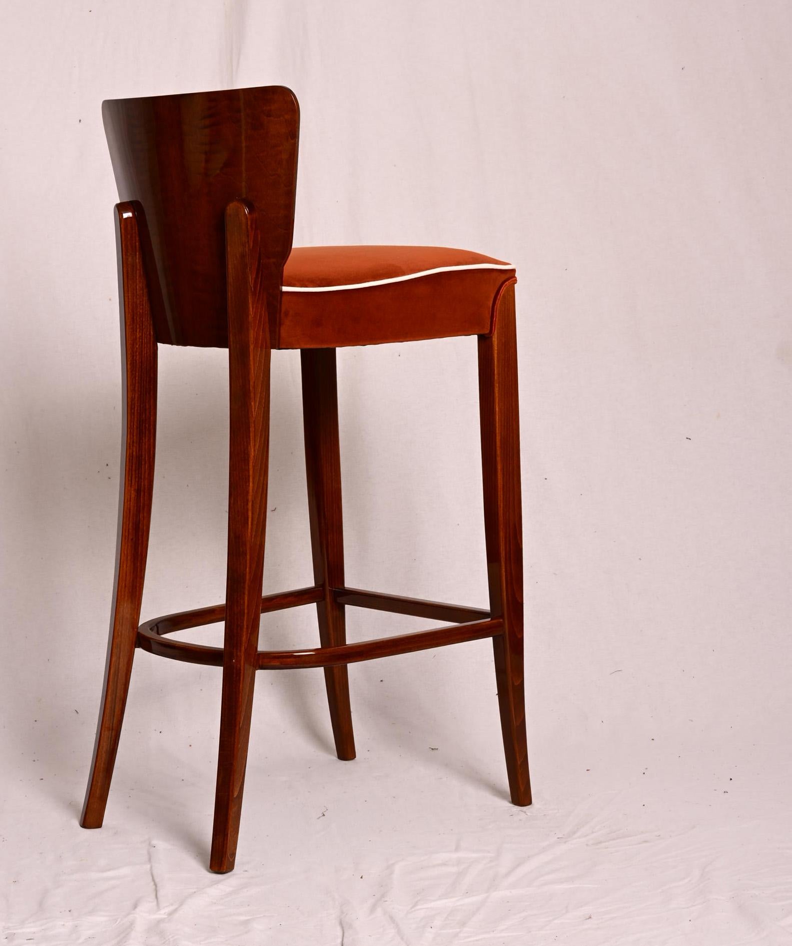 Taburete de bar al estilo de Jindrich Jalabala en venta 4