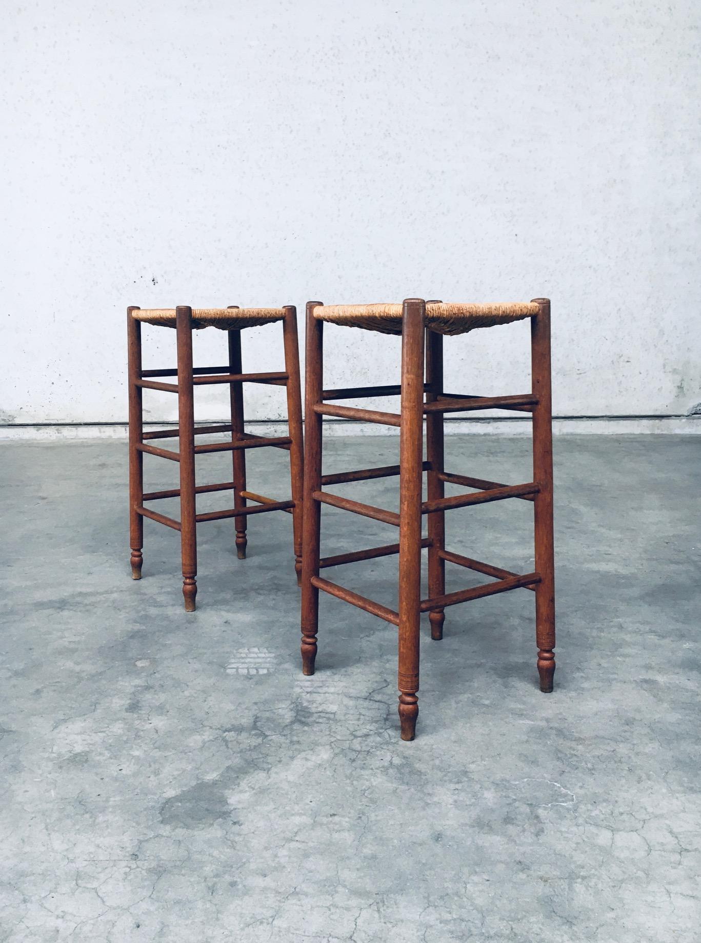 Mid-20th Century Bar Stool Set in the Style of Charlotte Perriand, France, 1950s