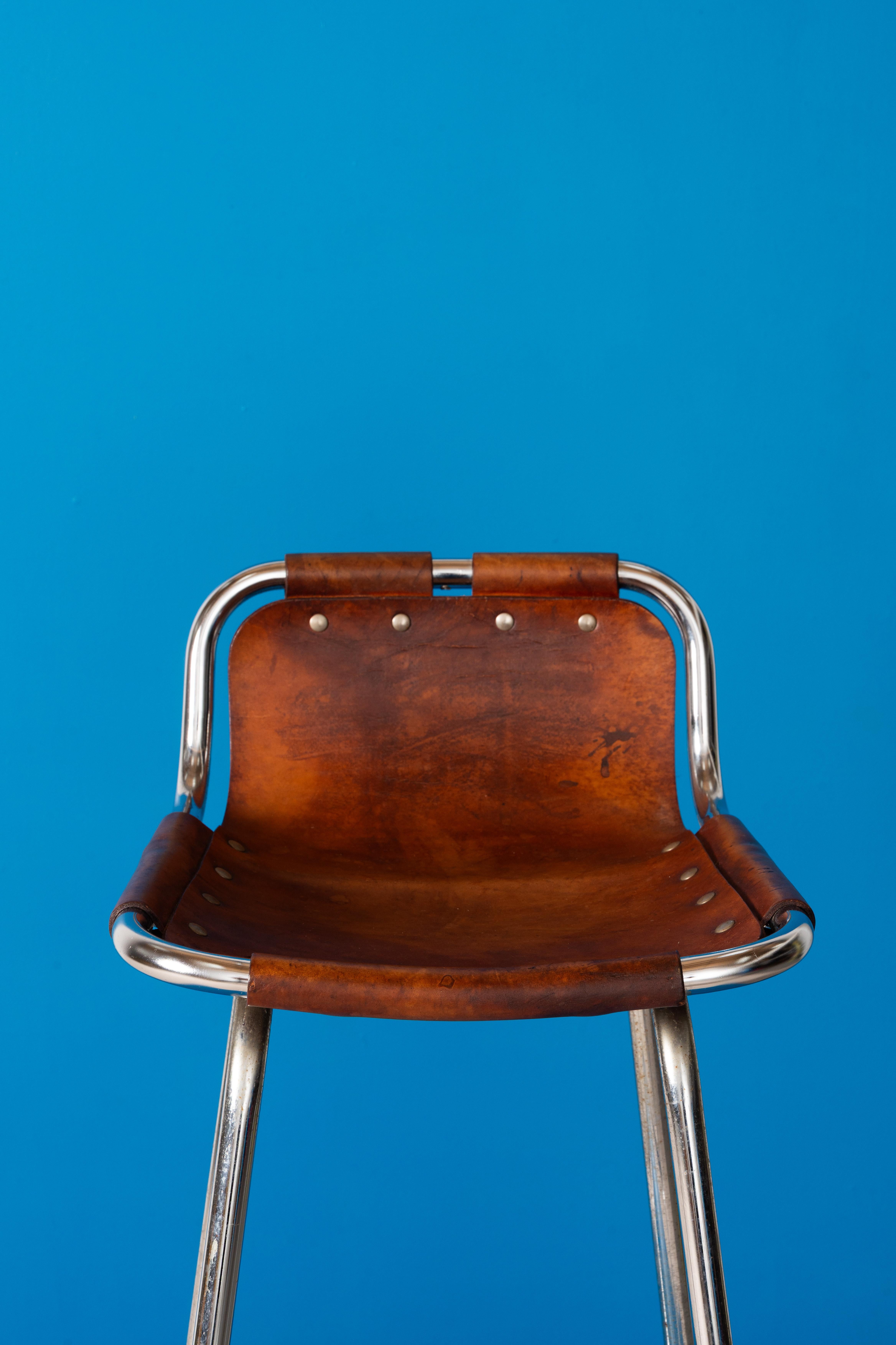 Milieu du XXe siècle Bar Stools - Charlotte Perriand en vente