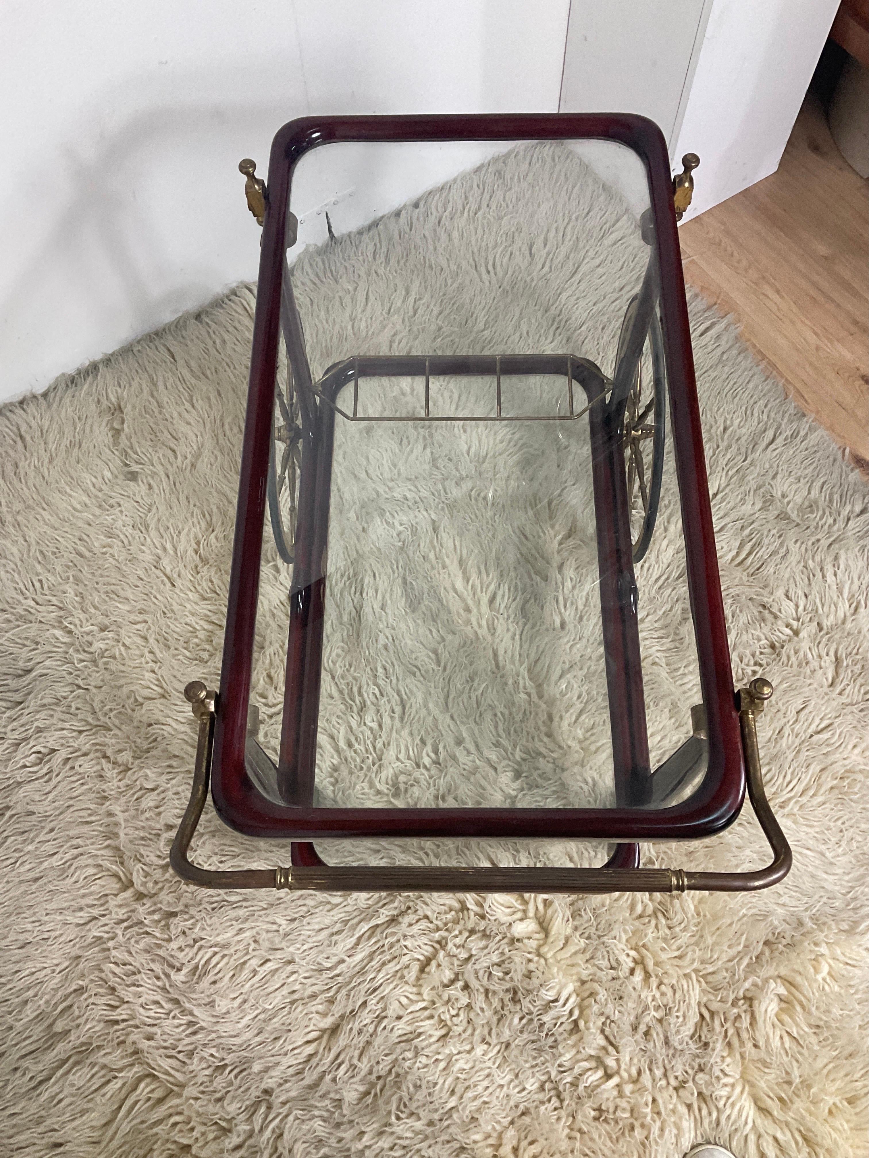 Mid-20th Century Bar trolly food rack in lacquered wood, brass and vintage 50s glass with 4 wheel For Sale