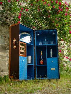 Bar Trunk with cigar Humidor