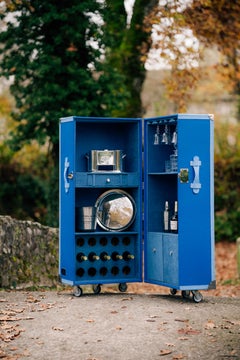 Bar Trunk with wine rack