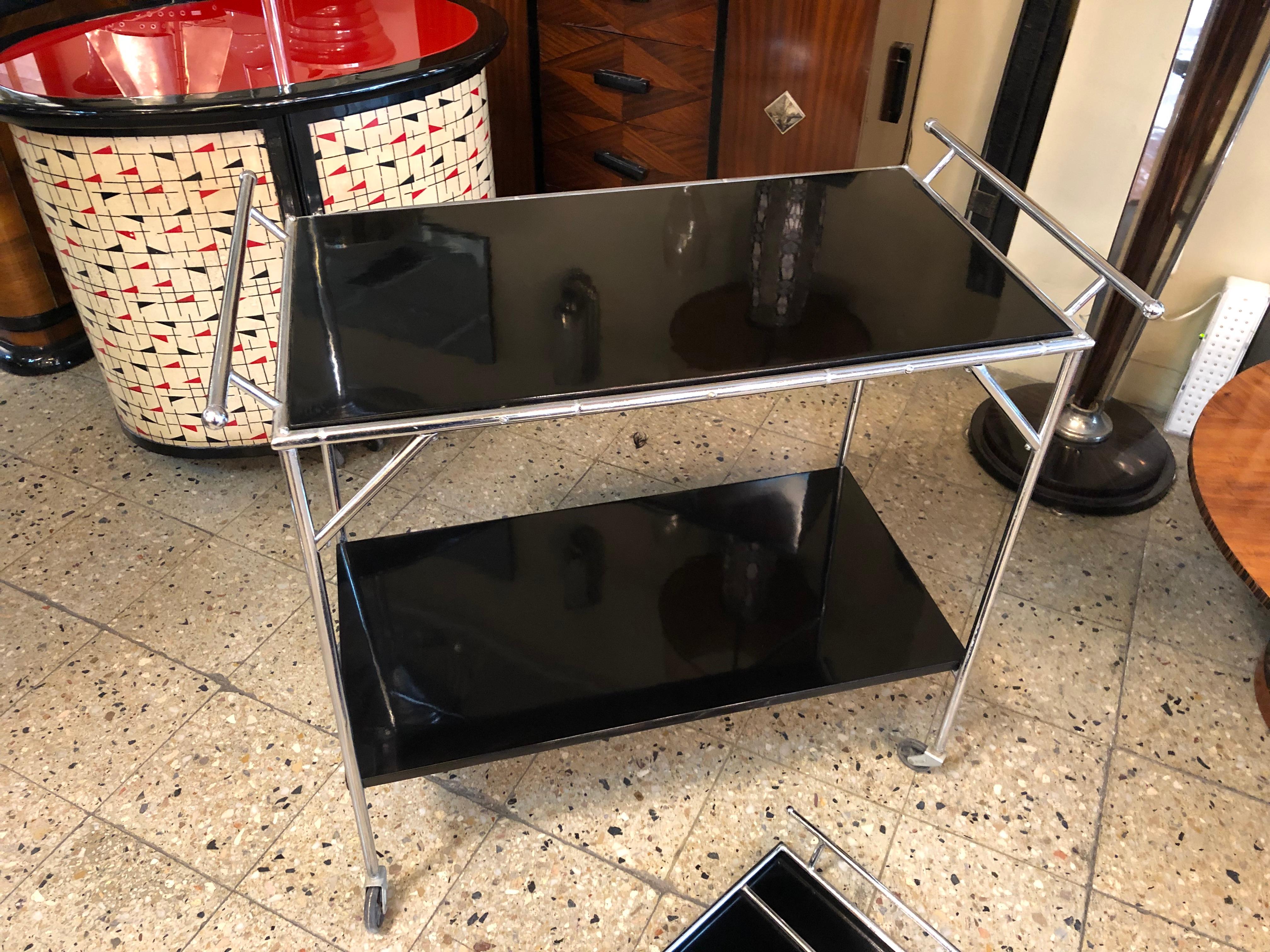Bar with Tray in Chrome and Wood Style: Art Deco, France, 1920 For Sale 4
