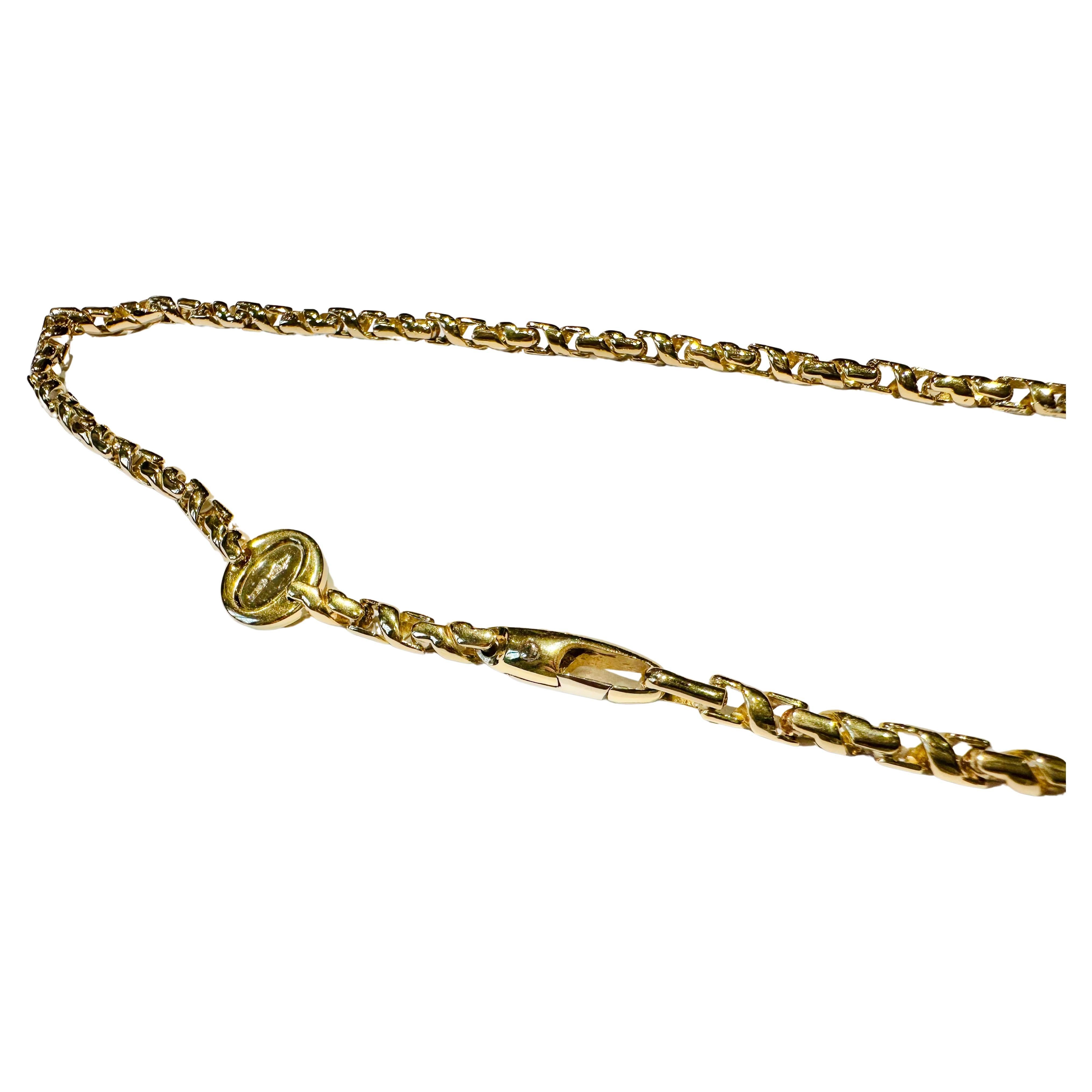 A masterpiece of design and craftsmanship, this Baraka necklace represents the ultimate in masculine elegance and Italian exclusivity. Made of fine 18-karat yellow gold, the necklace is distinguished by its woven links, expertly crafted to create a
