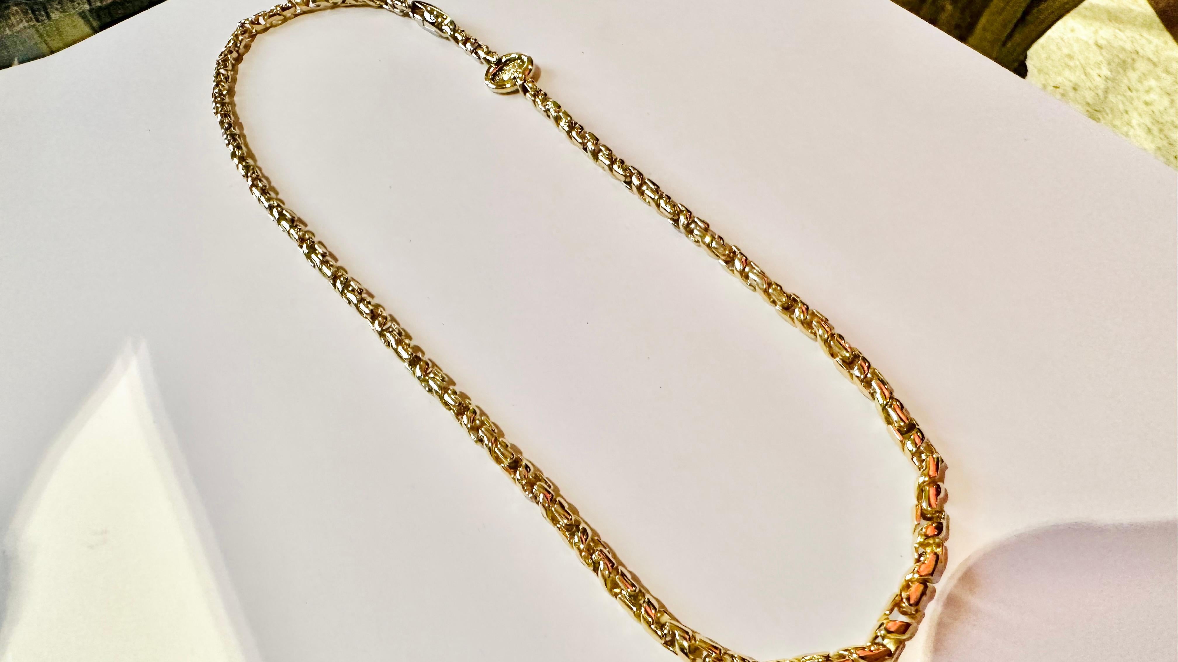 Baraka: Men's Necklace 18kt Yellow Gold - The Excellence of Italian Craftsmanship For Sale 1