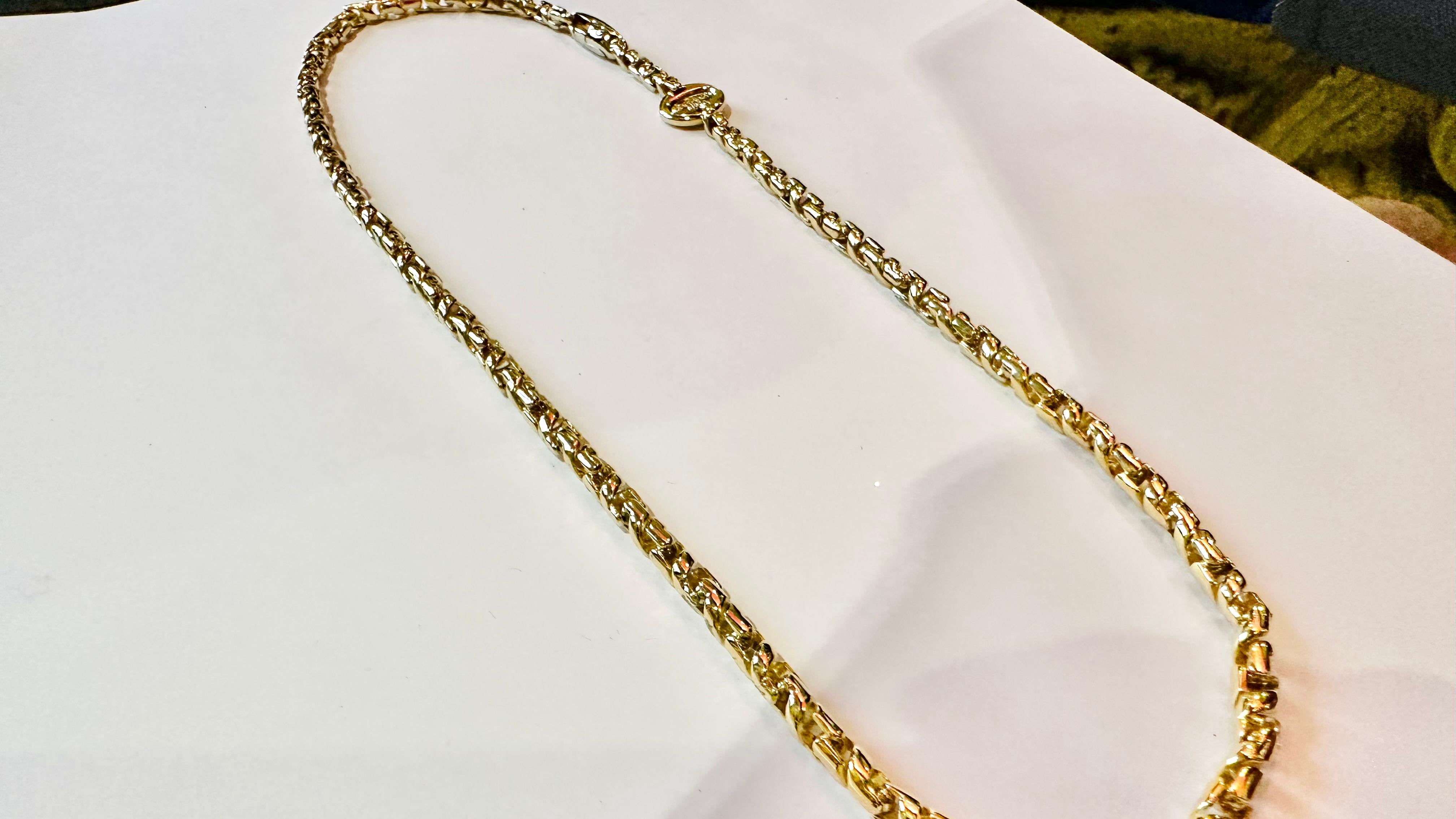 Baraka: Men's Necklace 18kt Yellow Gold - The Excellence of Italian Craftsmanship For Sale 3