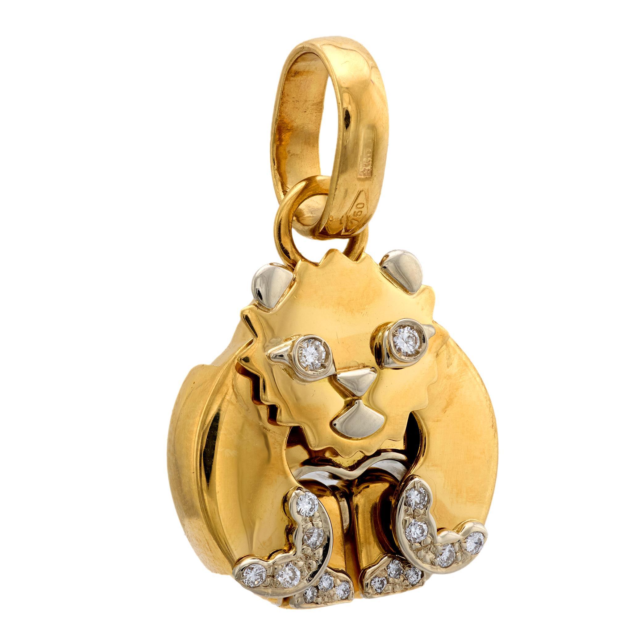 Contemporary Baraka diamond 18k yellow gold bear pendant For Sale