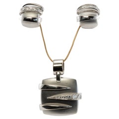 Pendant Necklaces