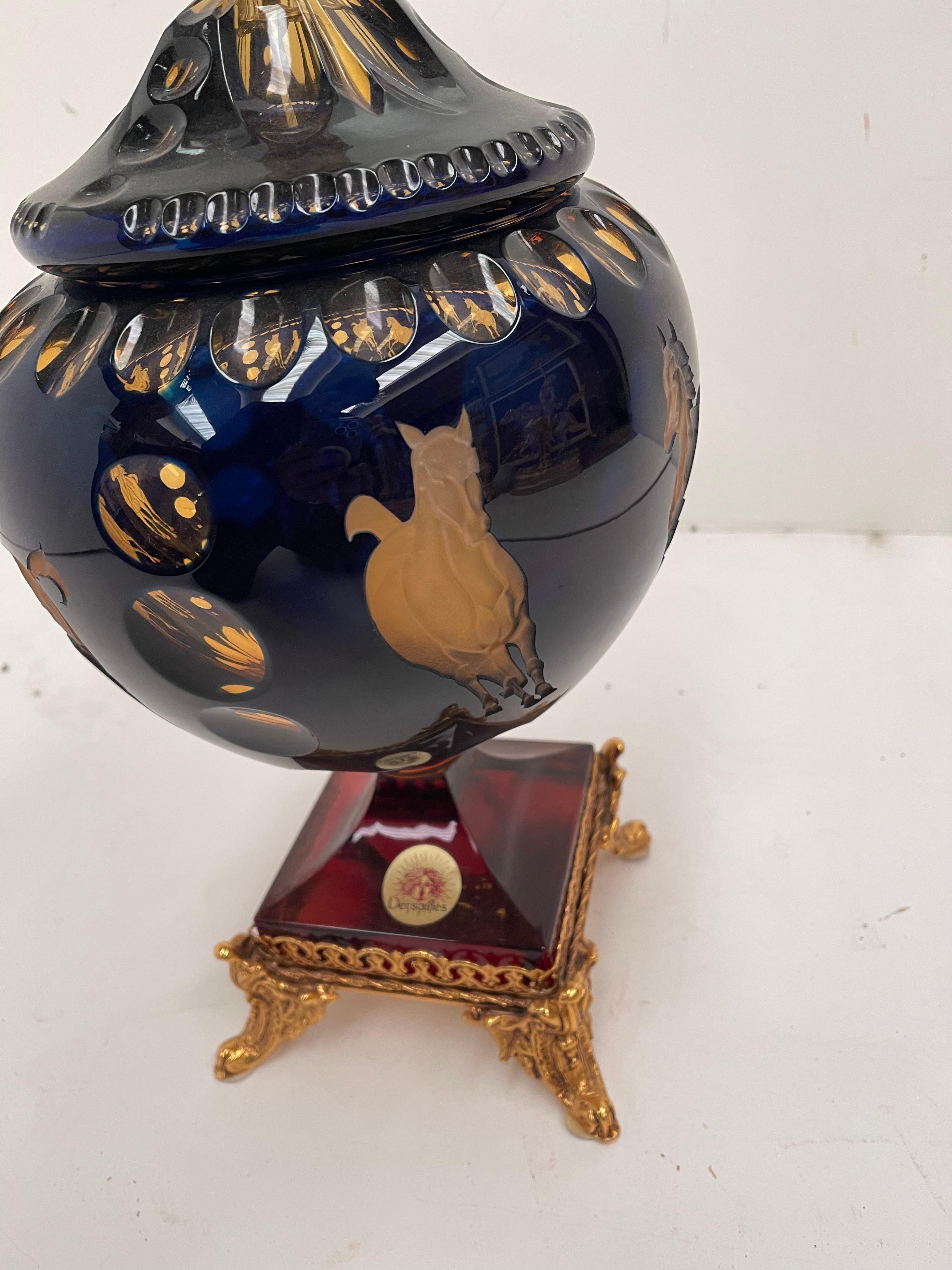 Precioso Cristallo molato a mano con decorazione in bronzo dorato im Zustand „Hervorragend“ im Angebot in Cantù, IT