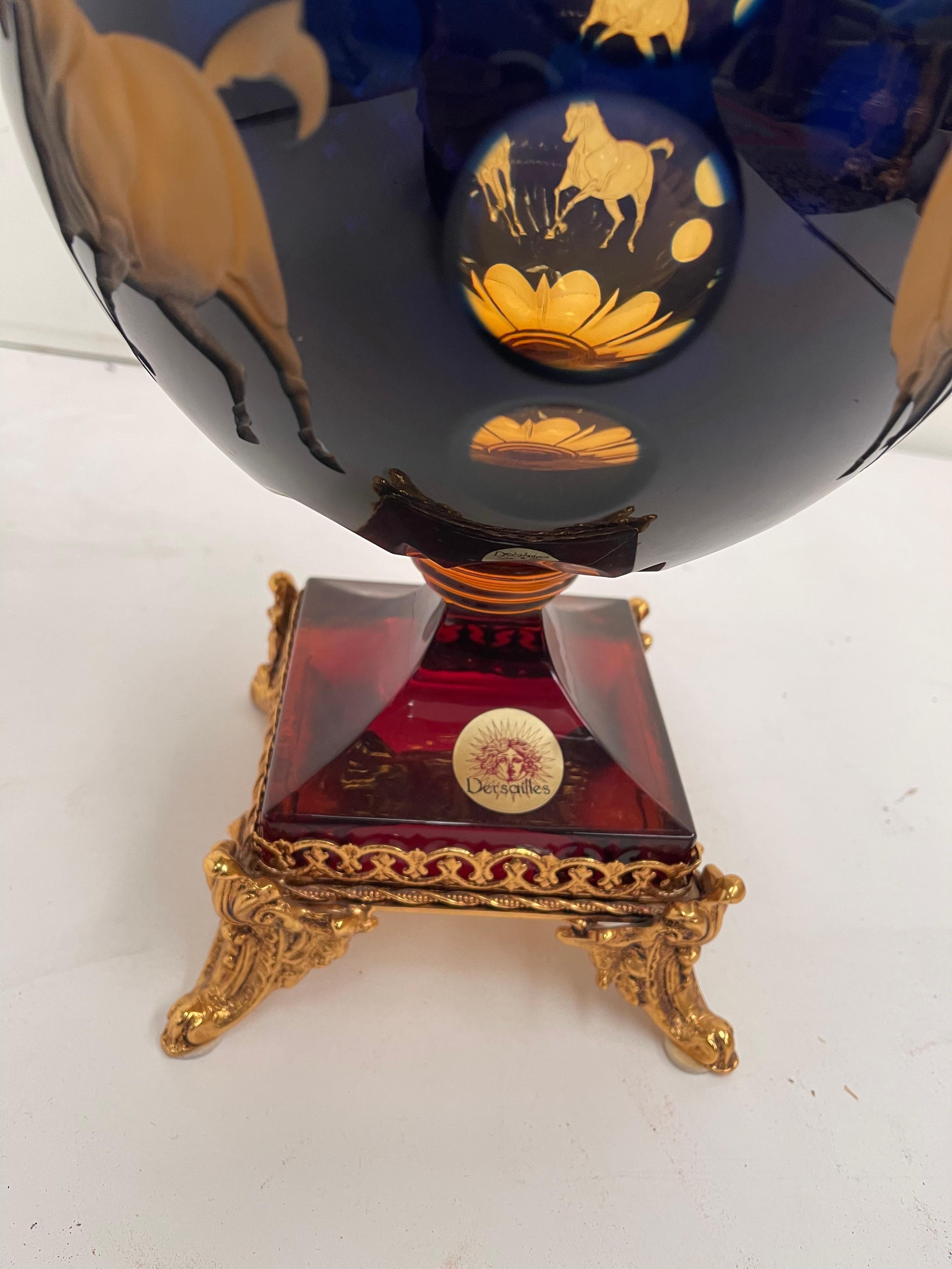 Precioso Cristallo molato a mano con decorazione in bronzo dorato (Late 20th Century) im Angebot