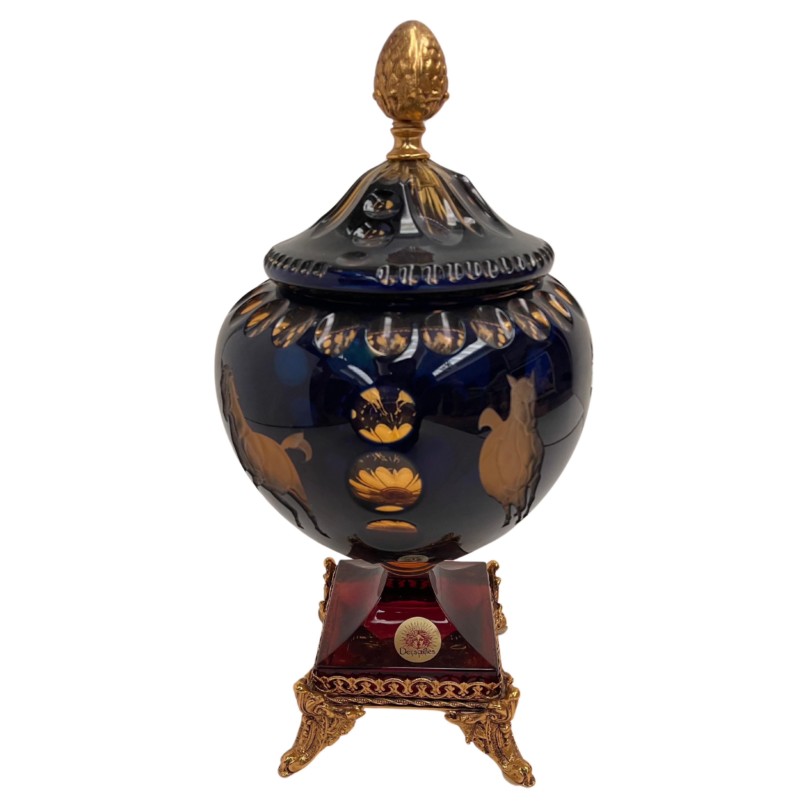 Prezioso Cristallo molato a mano con decorazione in bronzo dorato in vendita
