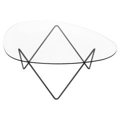 Mesa baja "Pedrera" de Barba Corsini en negro para Gubi