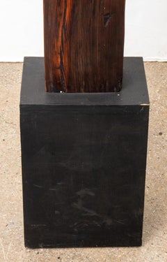 Barbara Arum: Abstrakte Holzskulptur