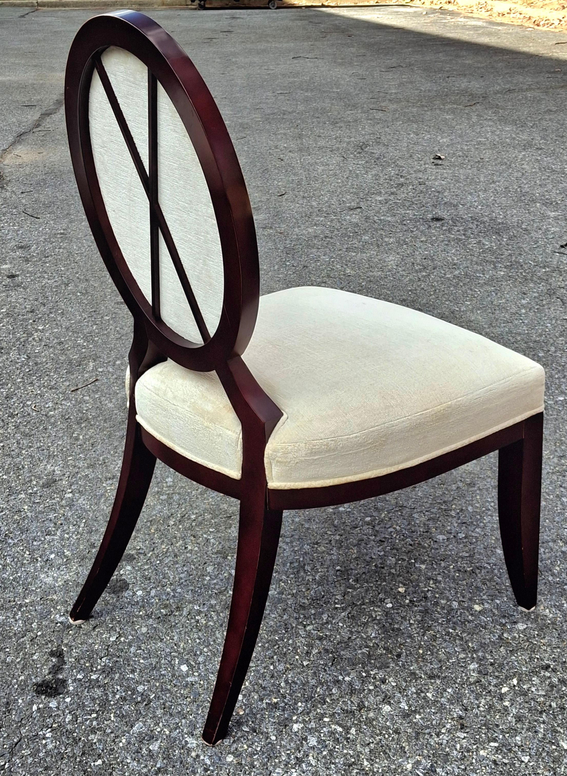 Collection Barry pour Baker Furniture Chaise d'appoint ovale à dossier en X pour salle à manger en vente 8