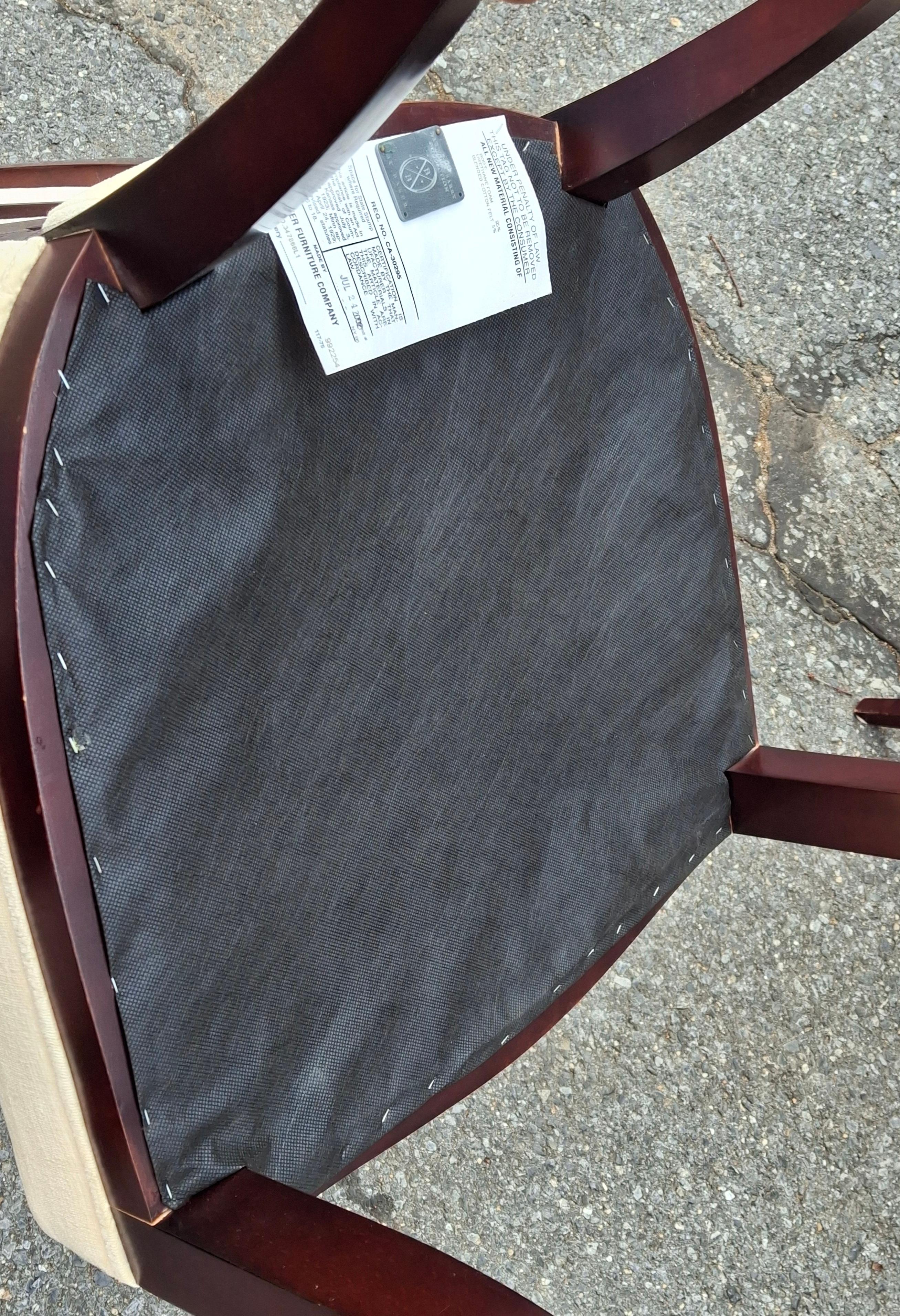 Collection Barry pour Baker Furniture Chaise d'appoint ovale à dossier en X pour salle à manger en vente 10