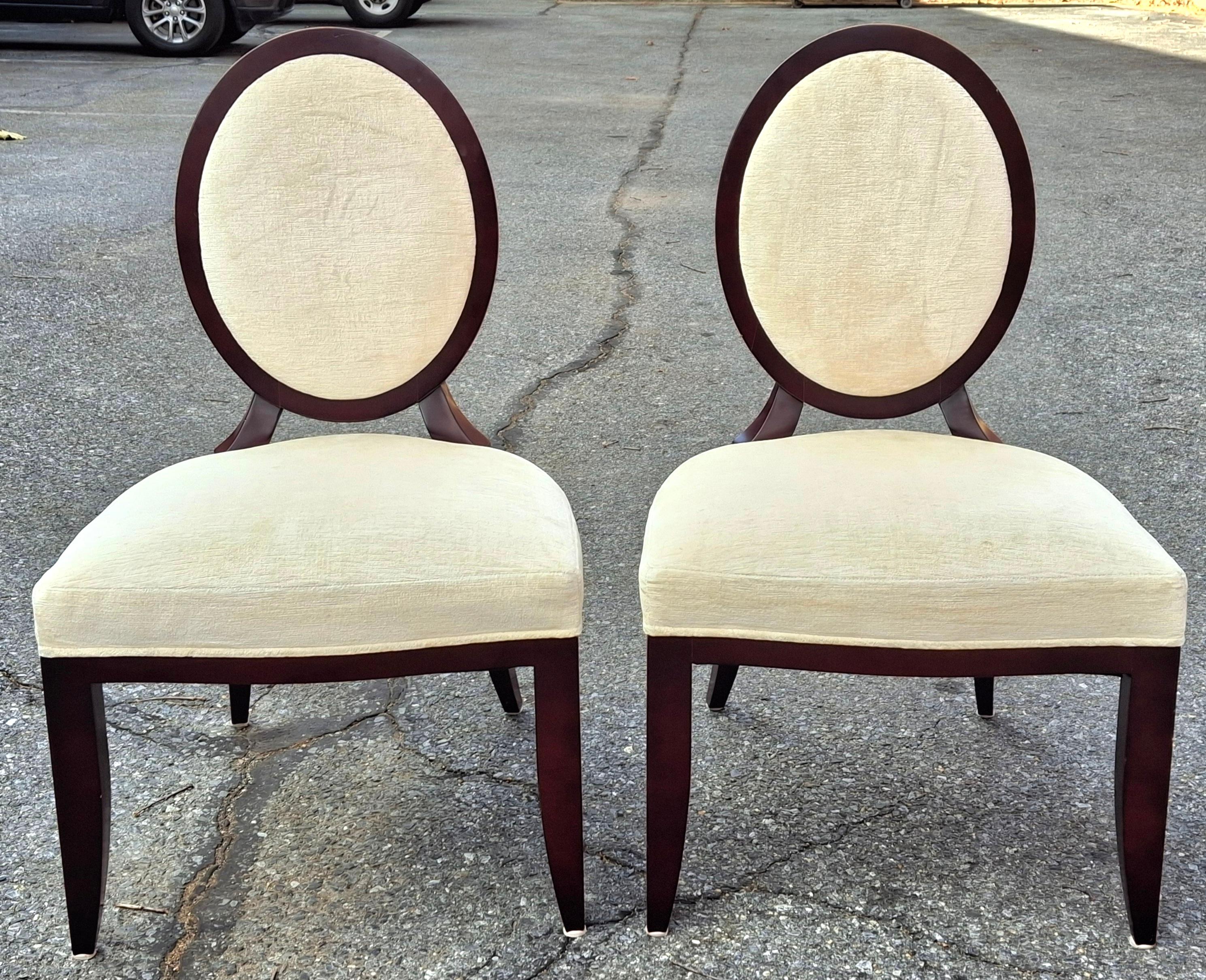 Collection Barry pour Baker Furniture Chaise d'appoint ovale à dossier en X pour salle à manger Bon état - En vente à Germantown, MD